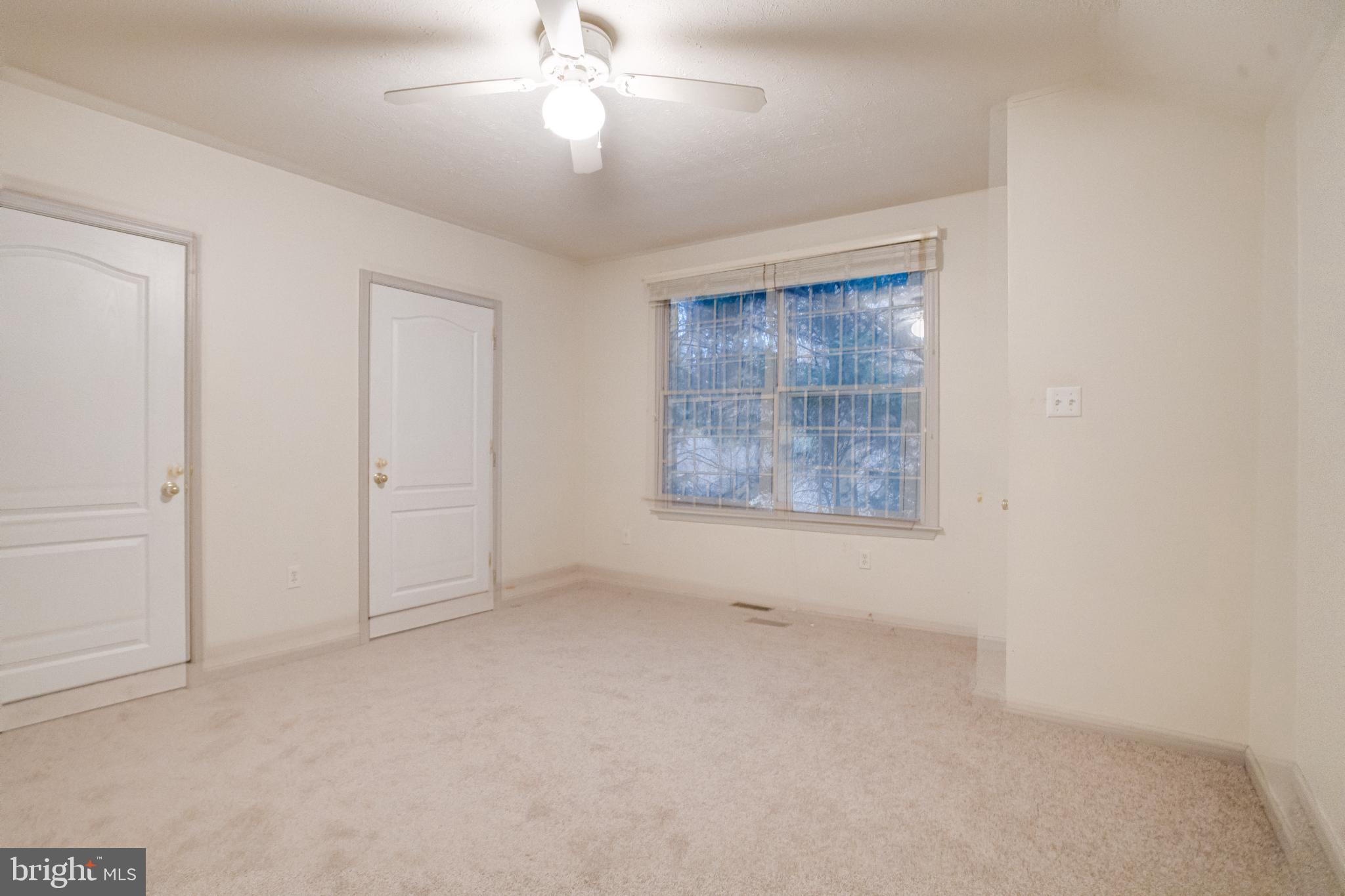 WASHINGTON WOODS - Residential