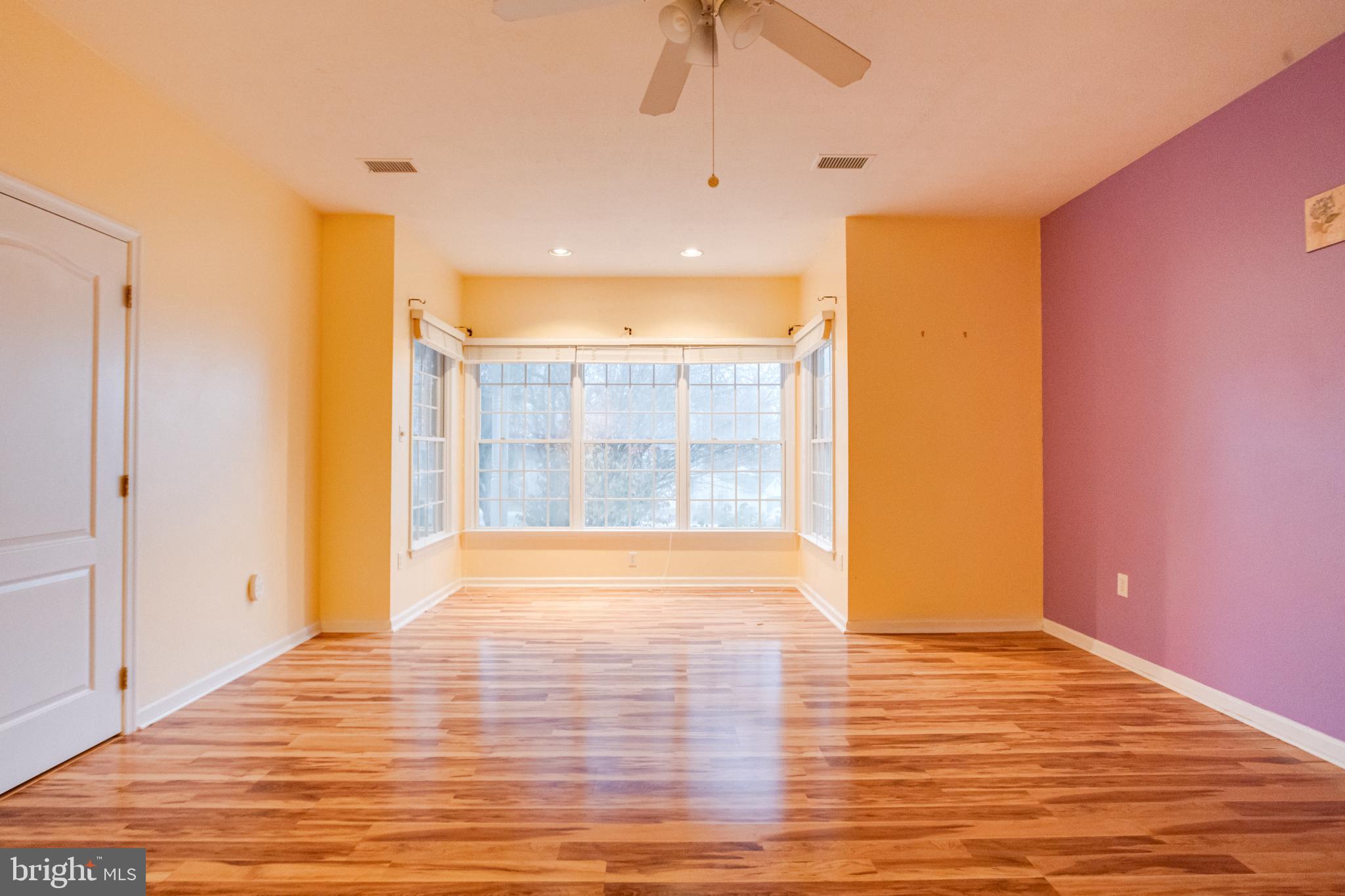 WASHINGTON WOODS - Residential