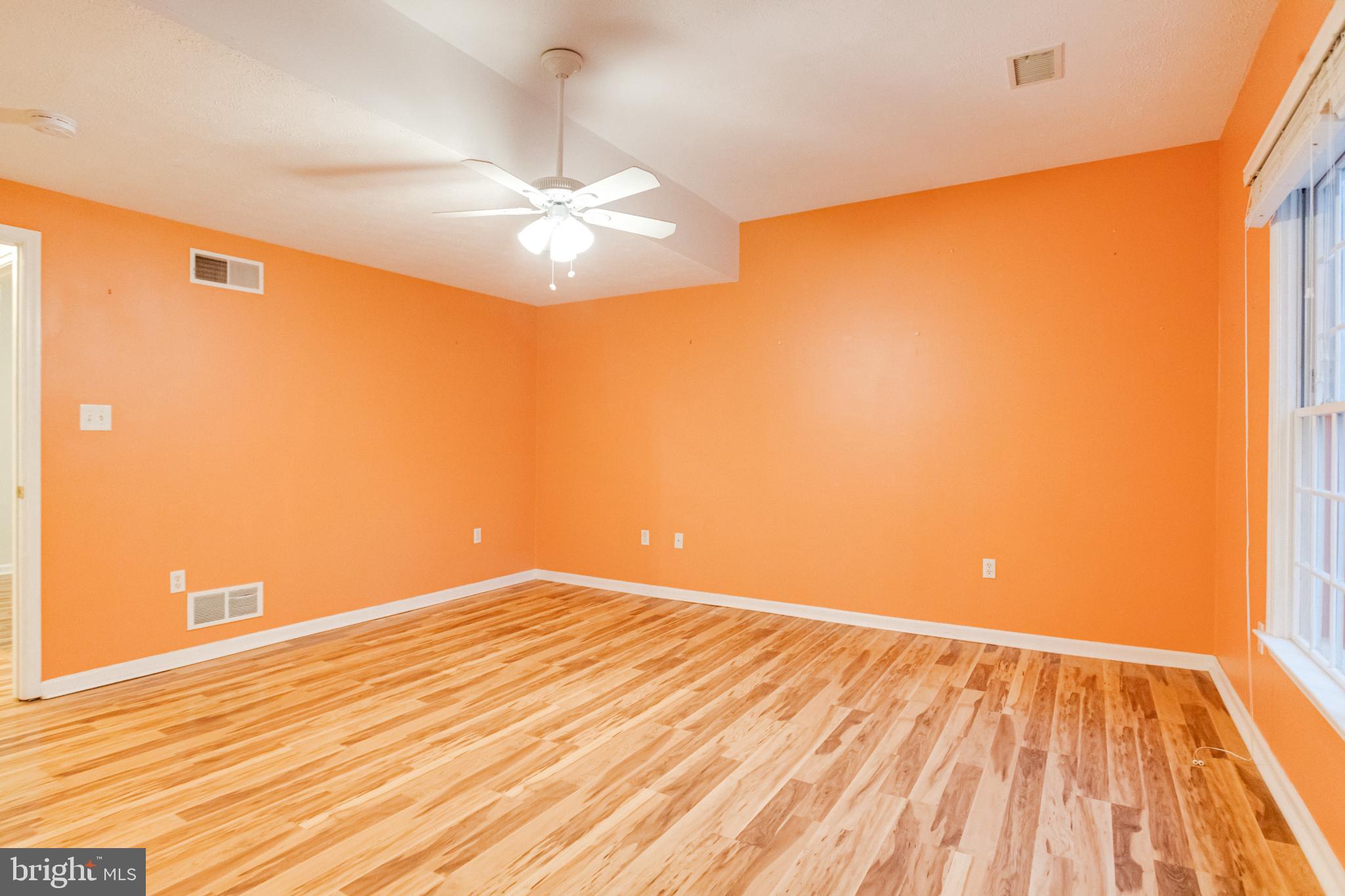 WASHINGTON WOODS - Residential