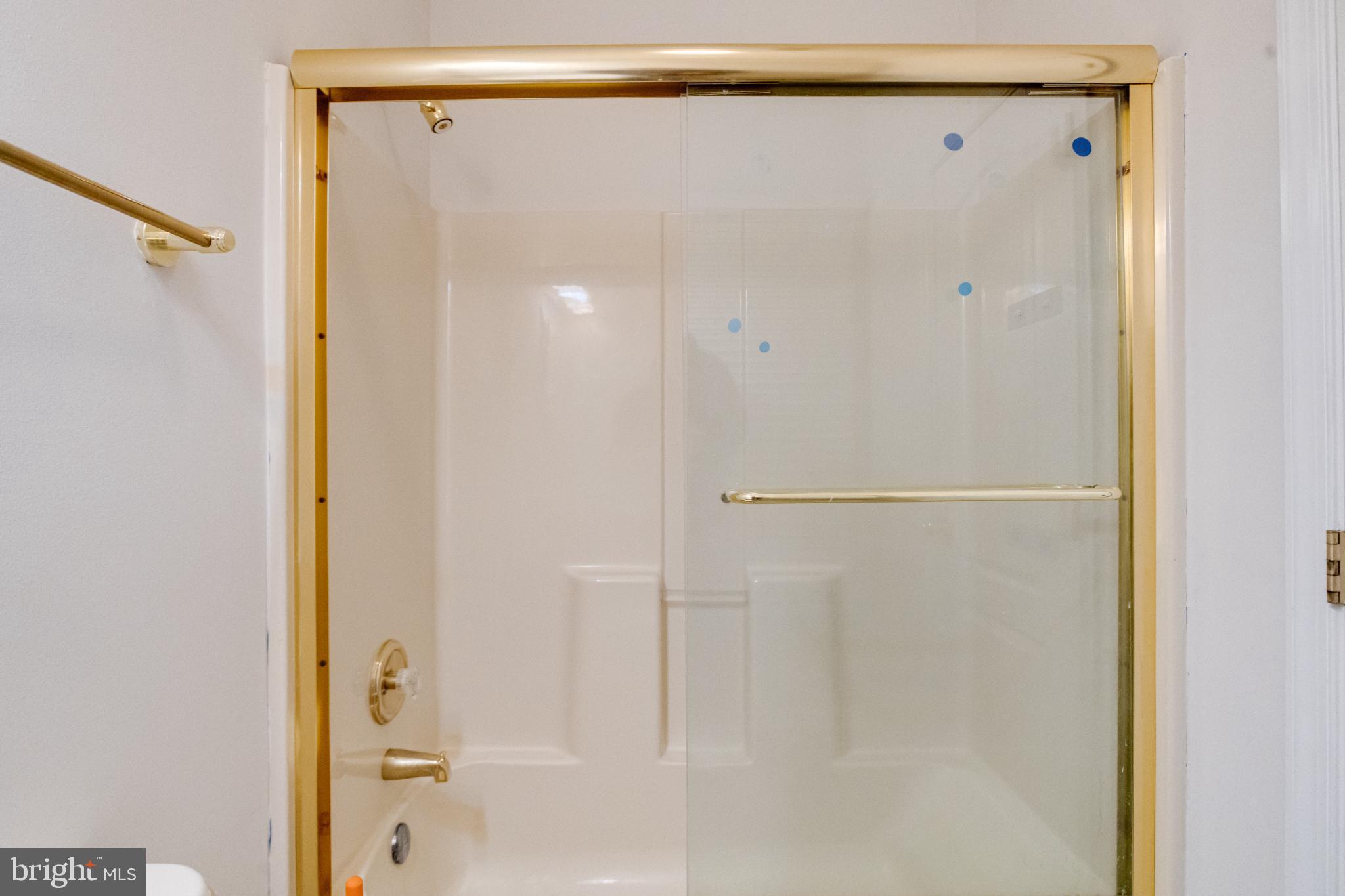 WASHINGTON WOODS - Residential