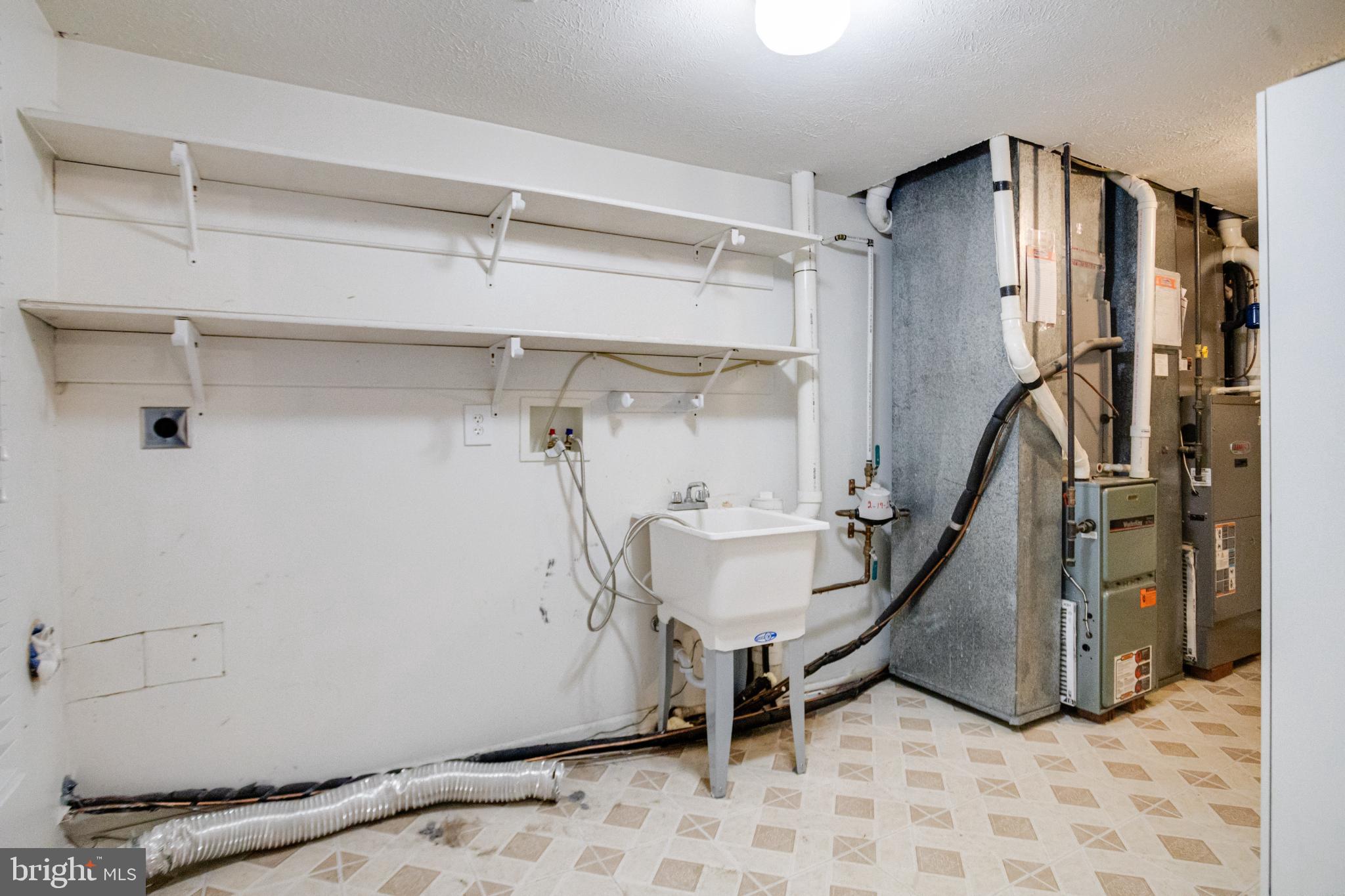 WASHINGTON WOODS - Residential