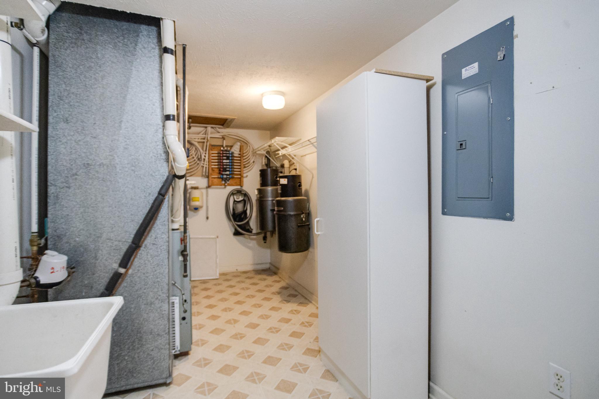 WASHINGTON WOODS - Residential