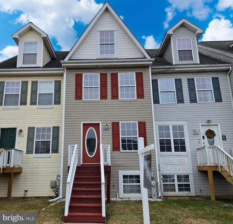 2041 RIDING CROP WAY WINDSOR MILL MD 21244