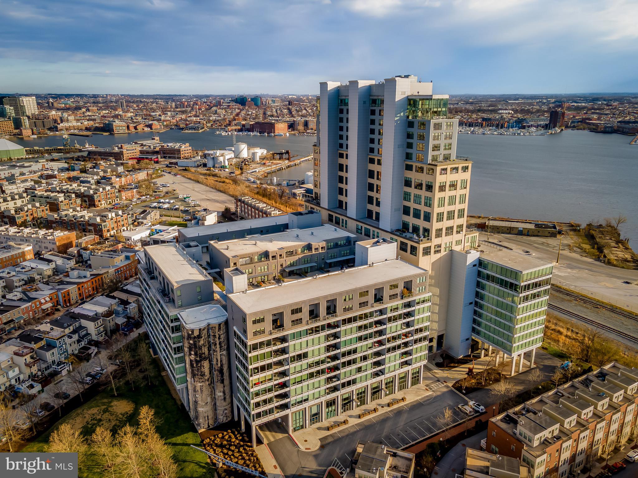 LOCUST POINT - Residential