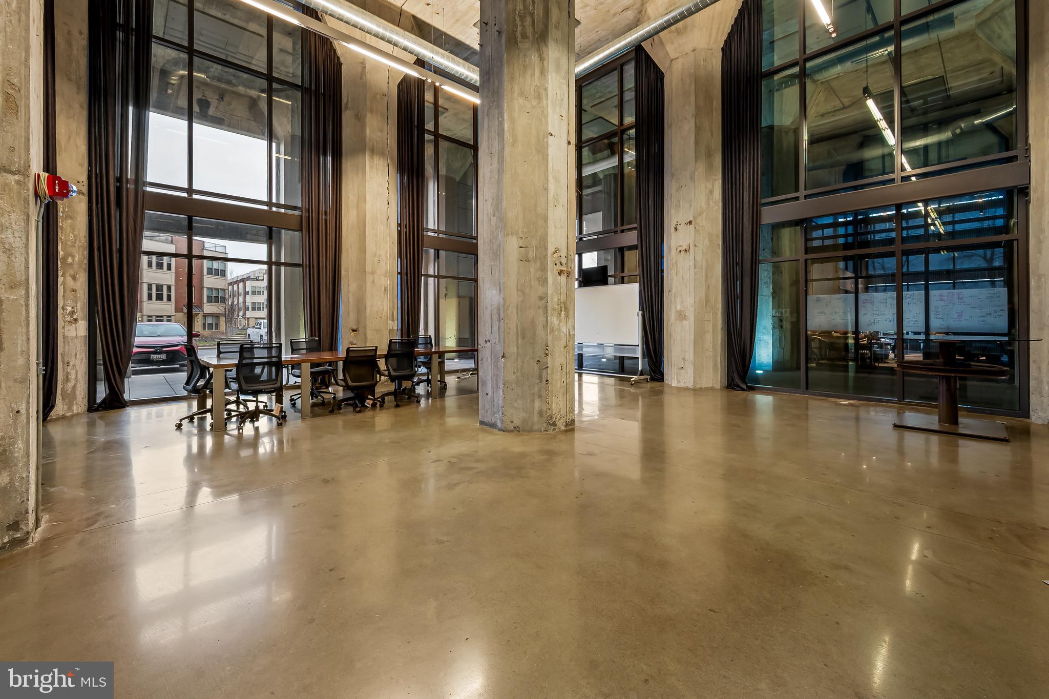 LOCUST POINT - Residential