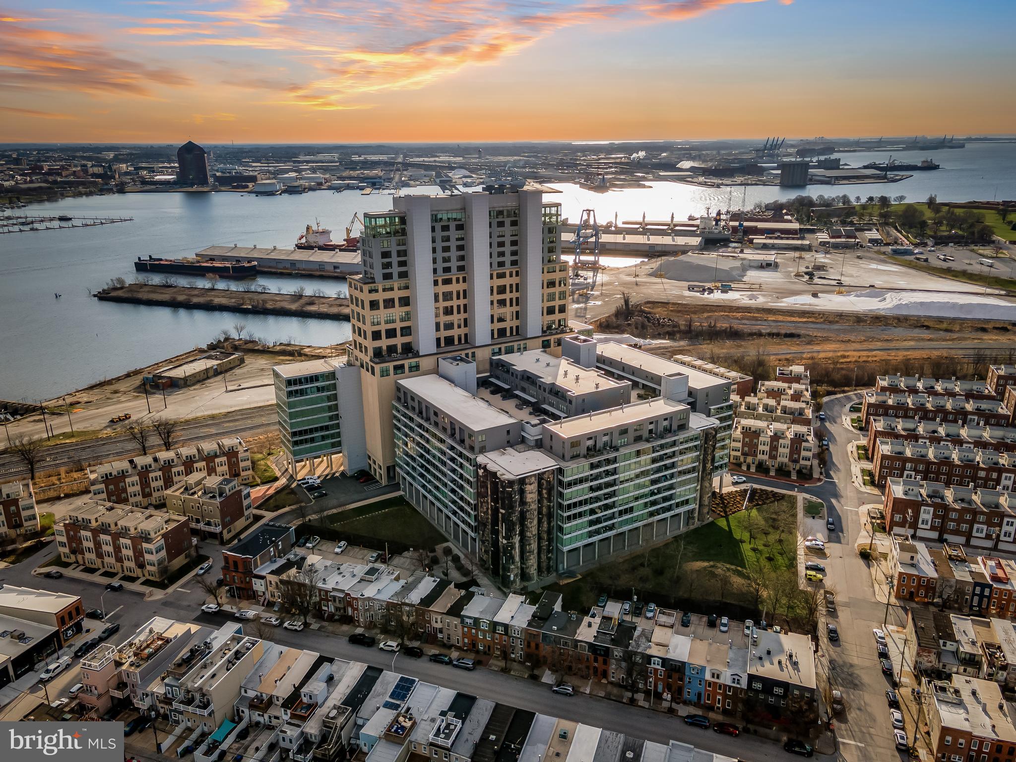 LOCUST POINT - Residential