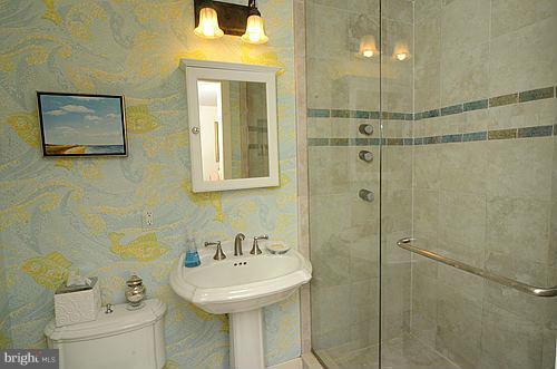 COCKEYSVILLE - Residential Lease