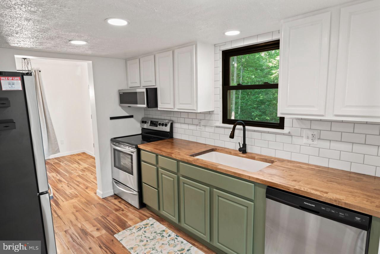 LAKE OF THE WOODS - Residential