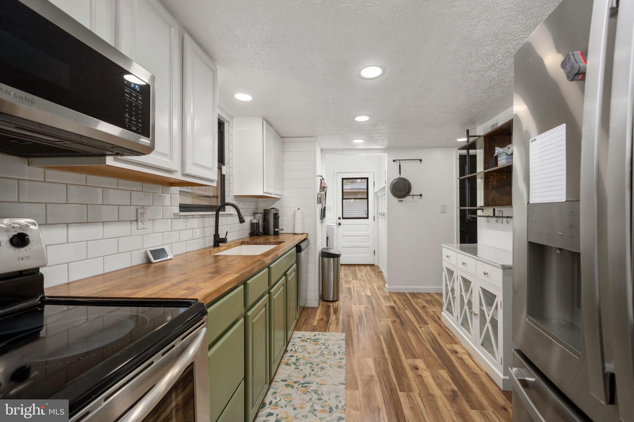 LAKE OF THE WOODS - Residential