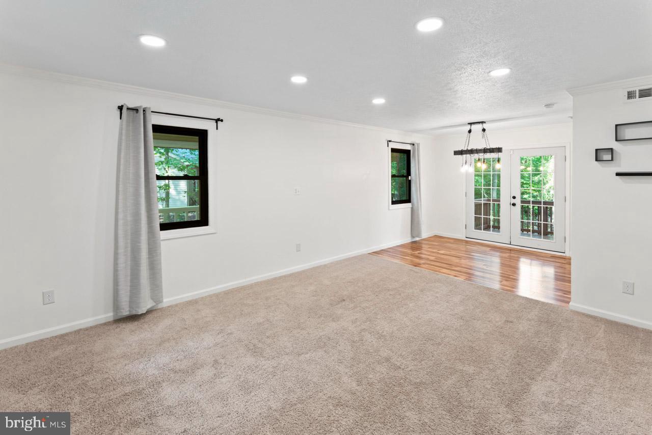 LAKE OF THE WOODS - Residential