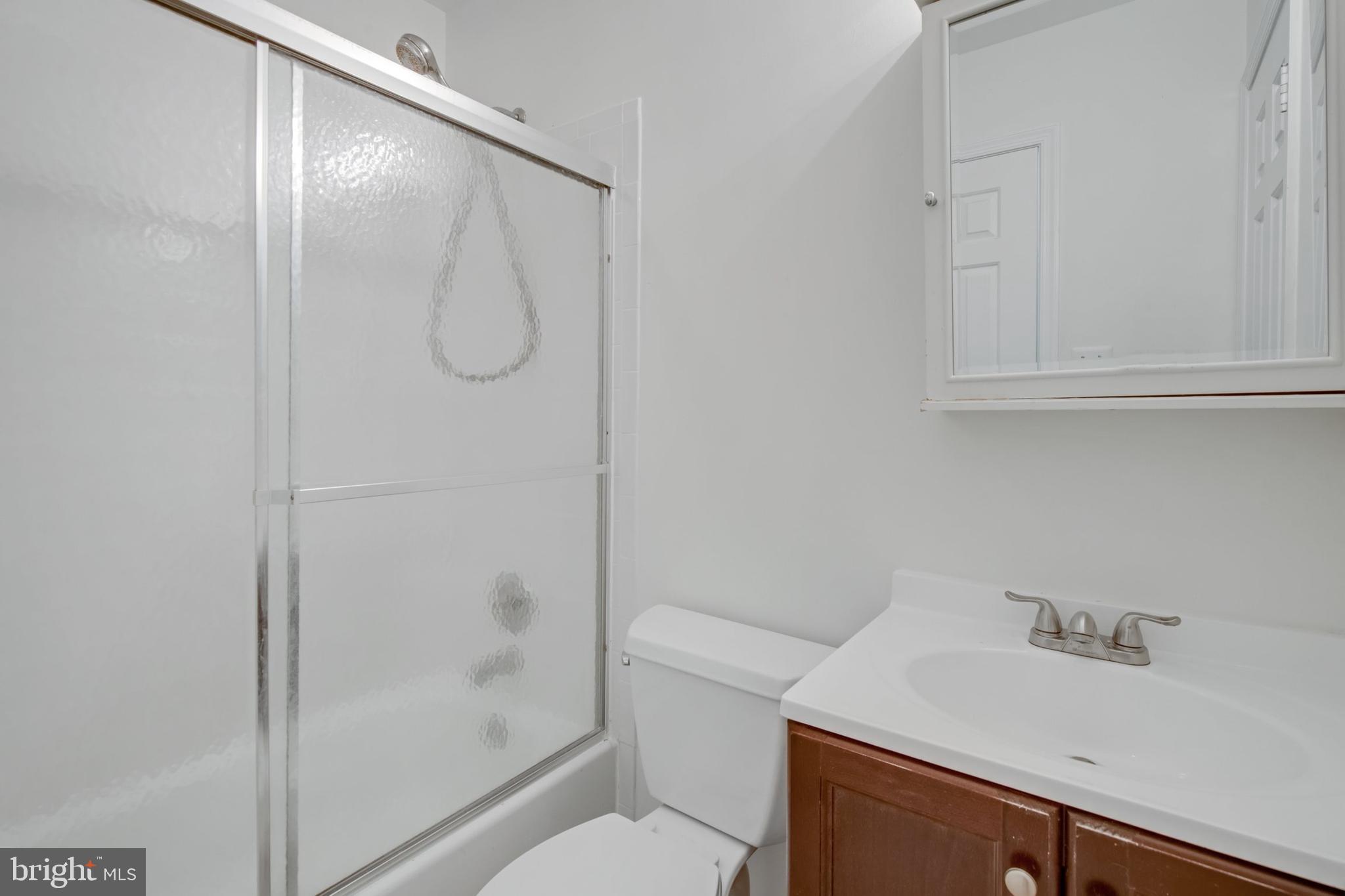 ADAMS WALK - Residential