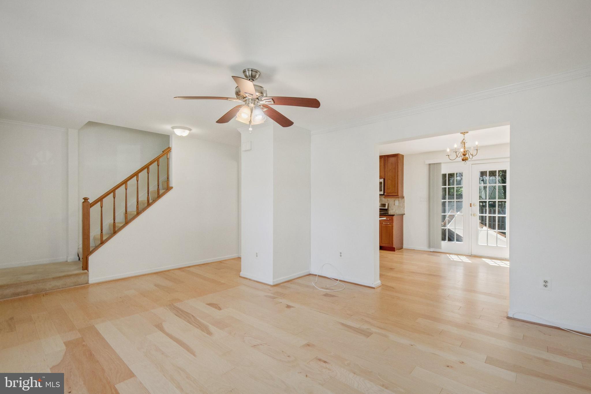 ADAMS WALK - Residential