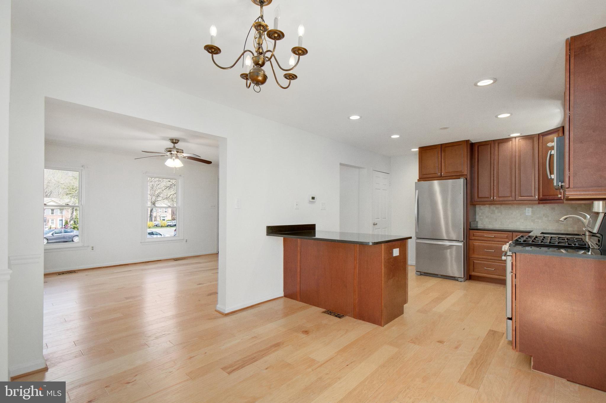 ADAMS WALK - Residential