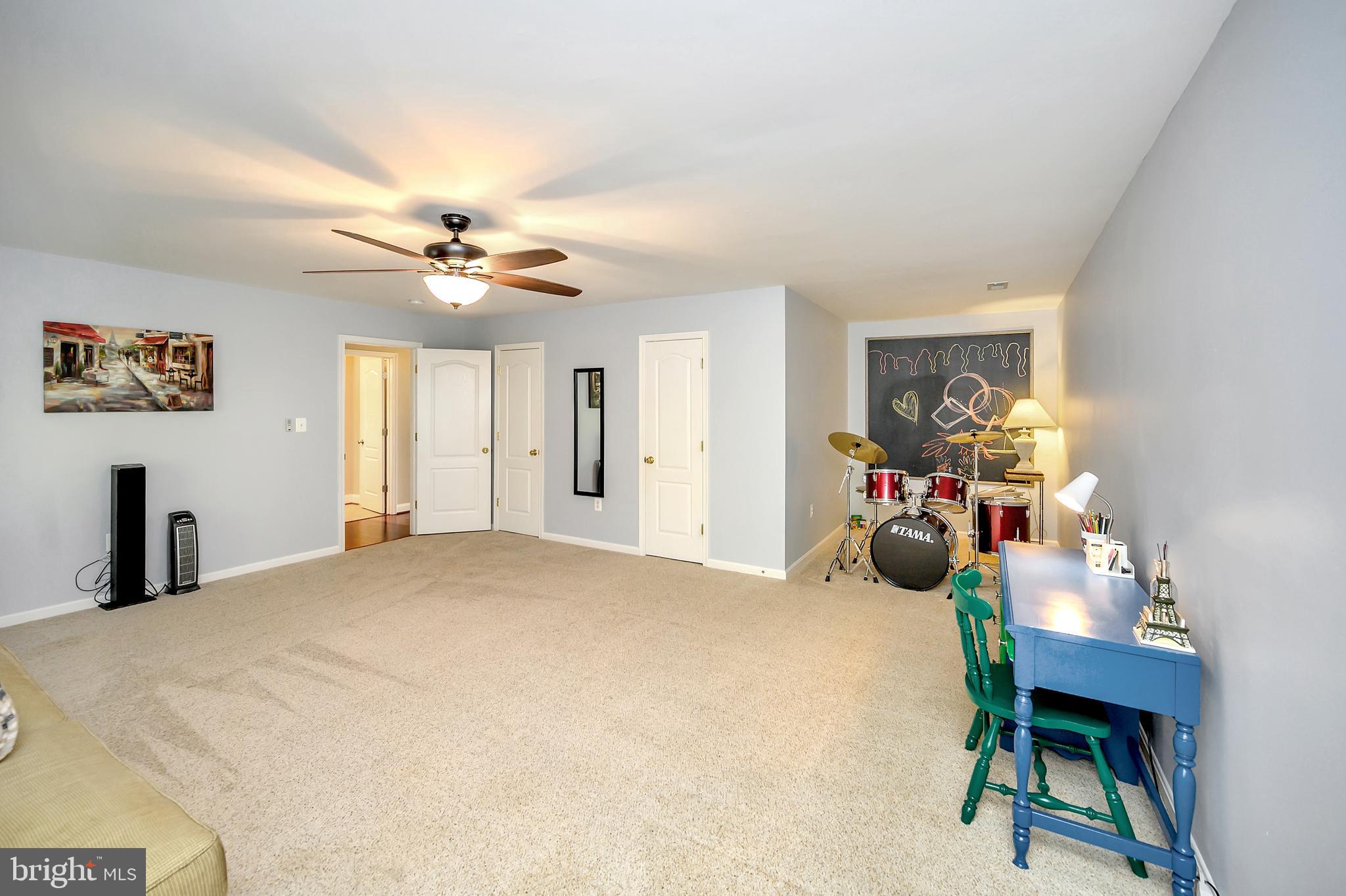 PLEASANT VILLAGE - Residential