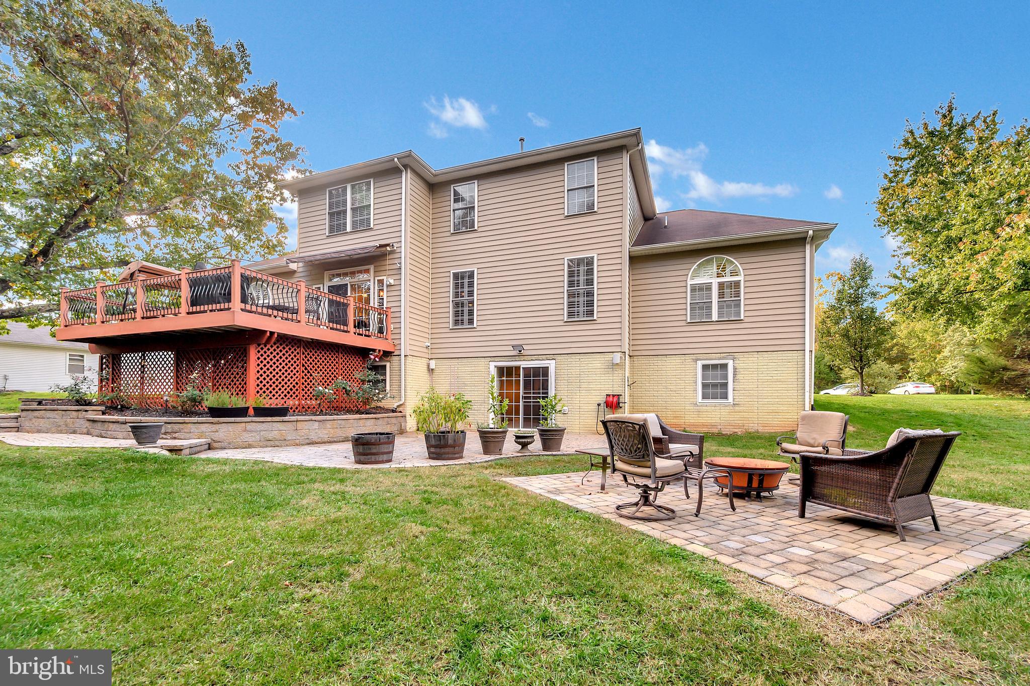 PLEASANT VILLAGE - Residential