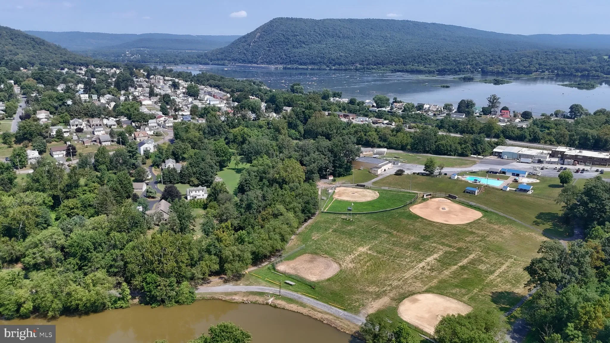 Marysville, Pennsylvania 17053, United States, 4 Bedrooms Bedrooms, ,4 BathroomsBathrooms,Residential,Active,196853