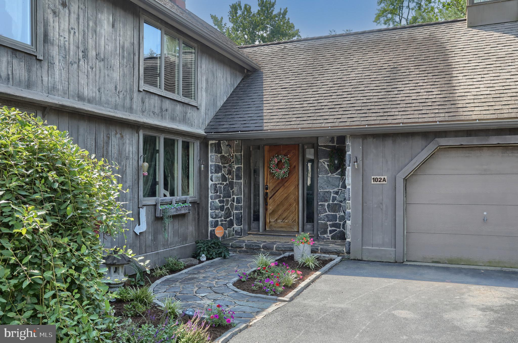 102A KINGS HIGHWAY
