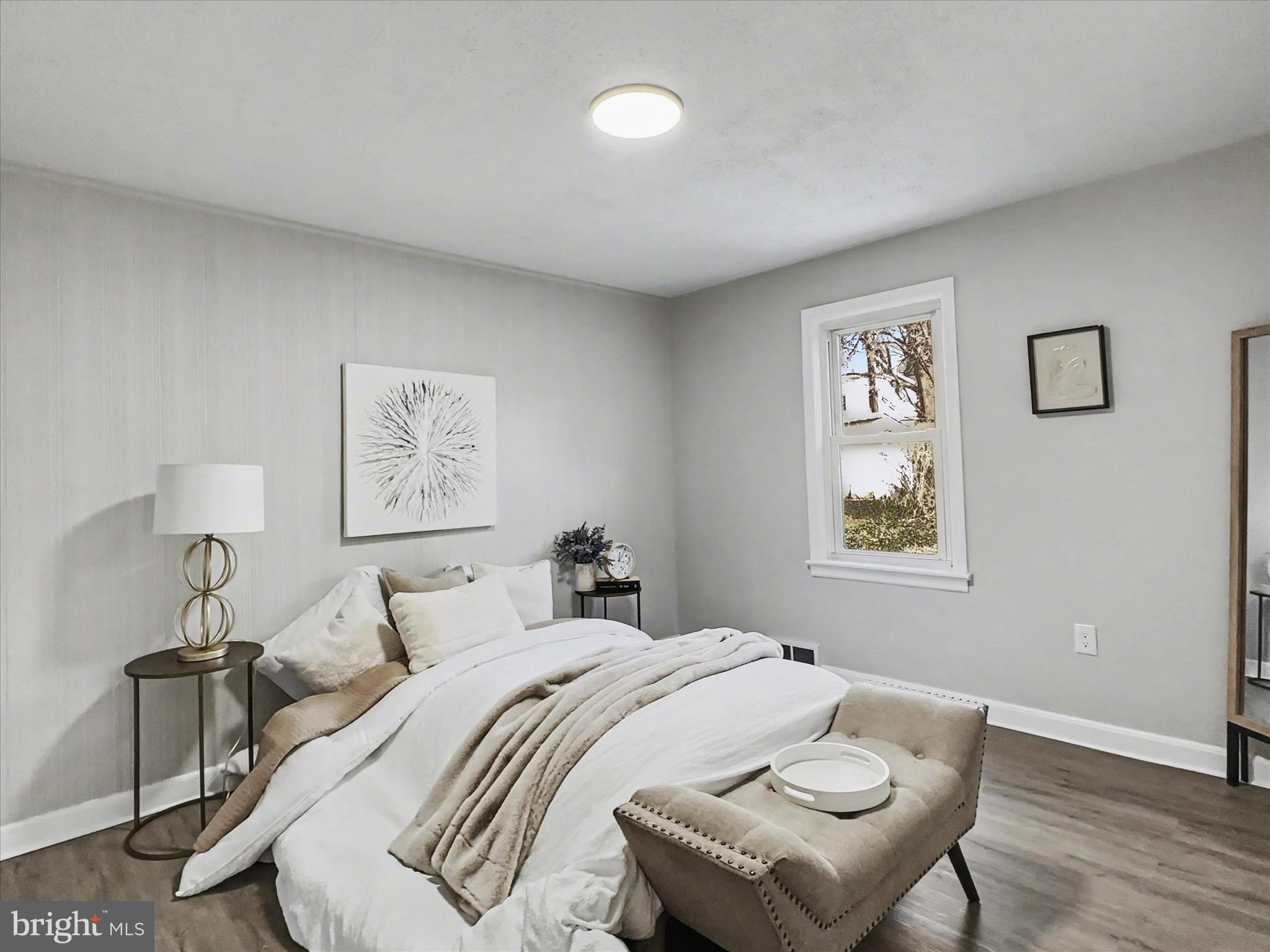 OLDE EAST YORK - Residential