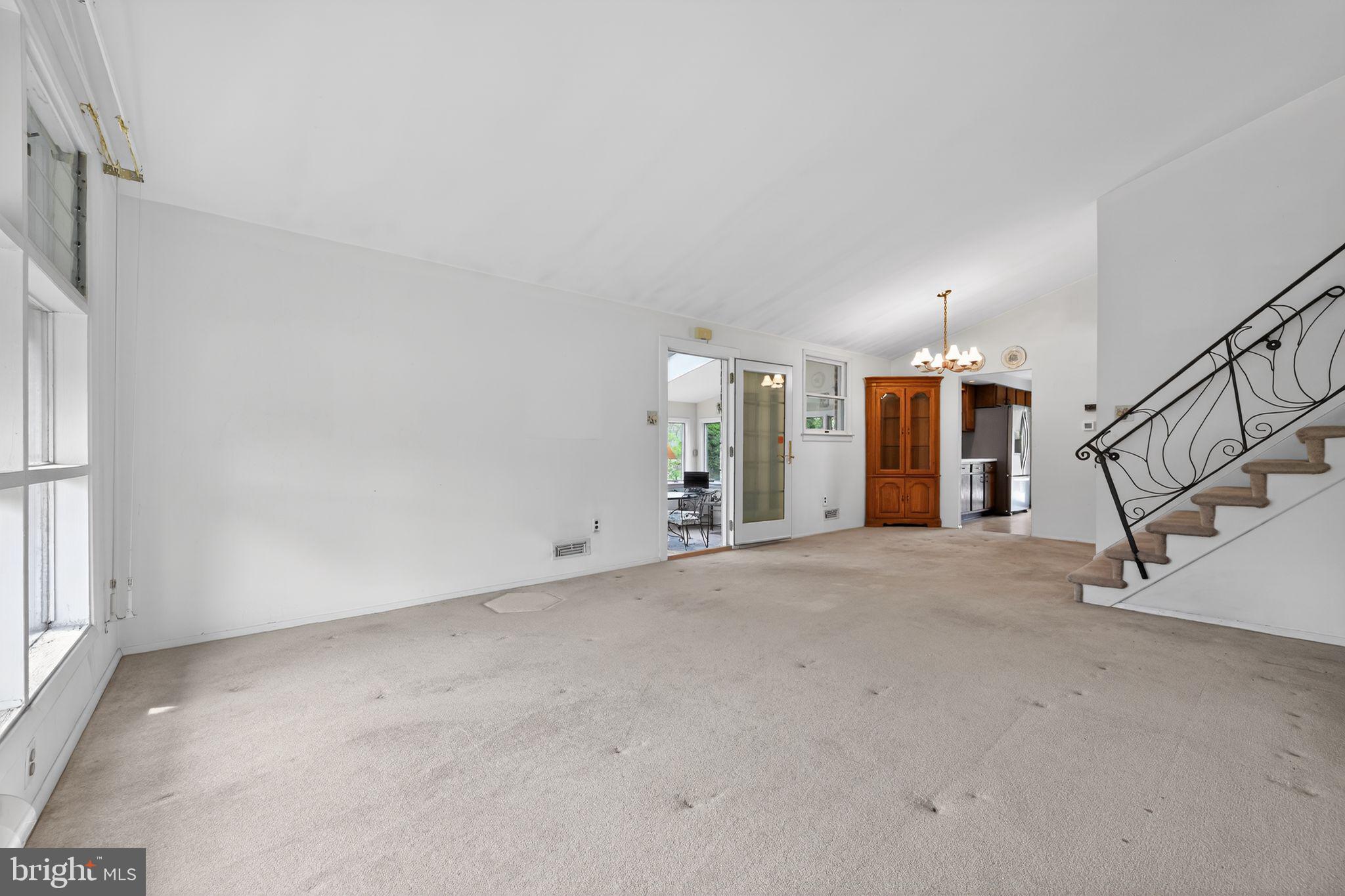 IVY RIDGE - Residential