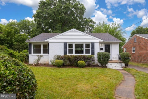 Homes For Rent - 1312 Stafford Avenue<br/> FREDERICKSBURG, VA 22401