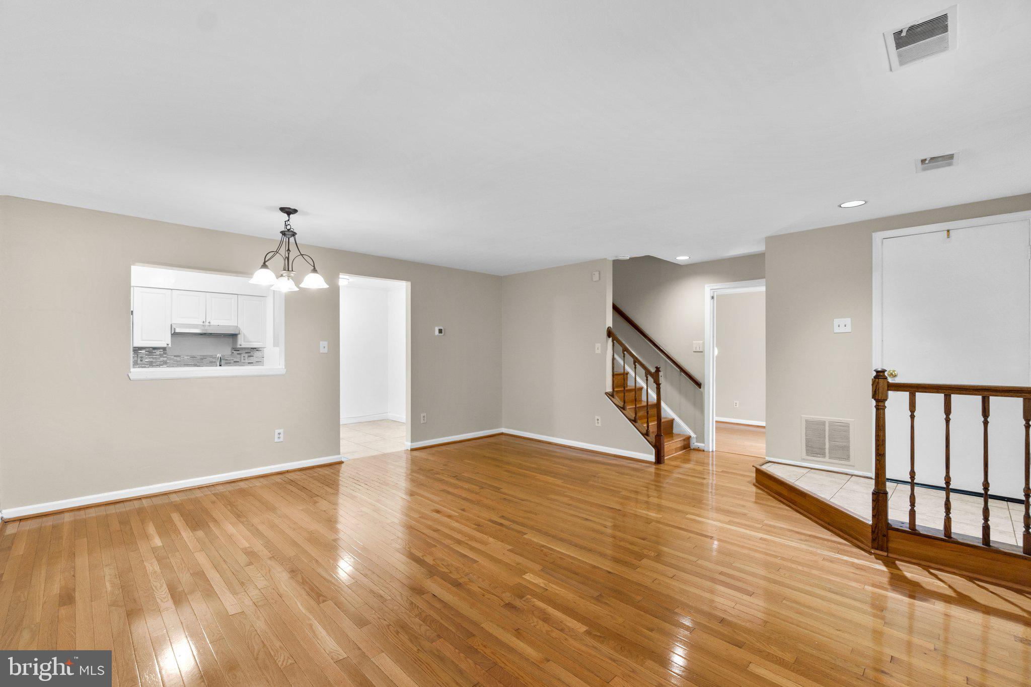 TOWNES OF GLOUCESTER - Residential