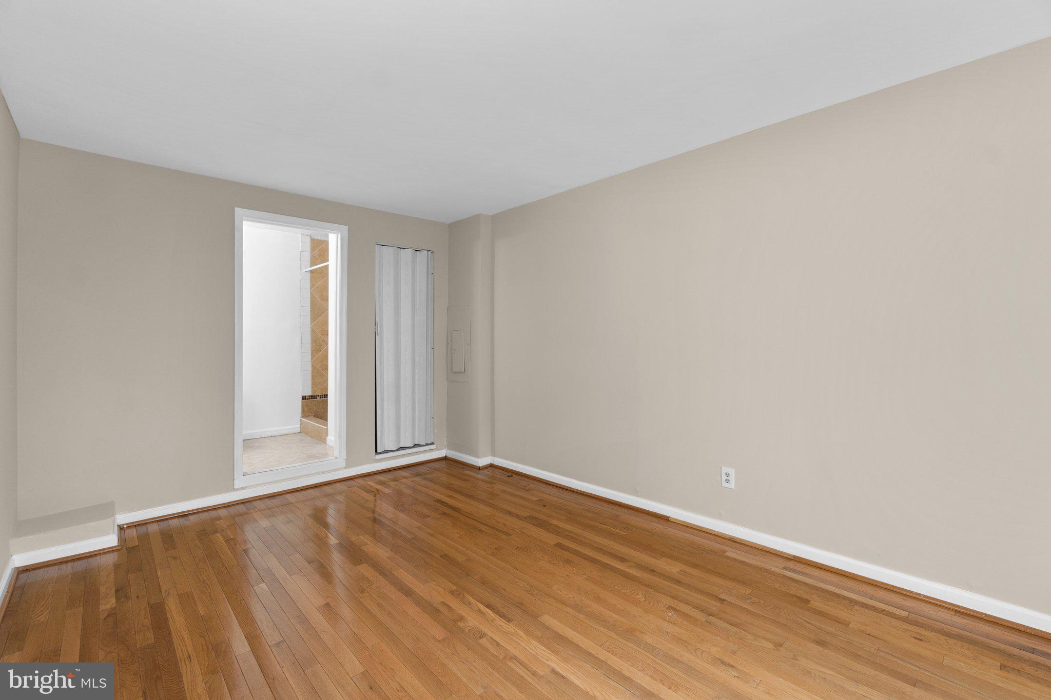 TOWNES OF GLOUCESTER - Residential