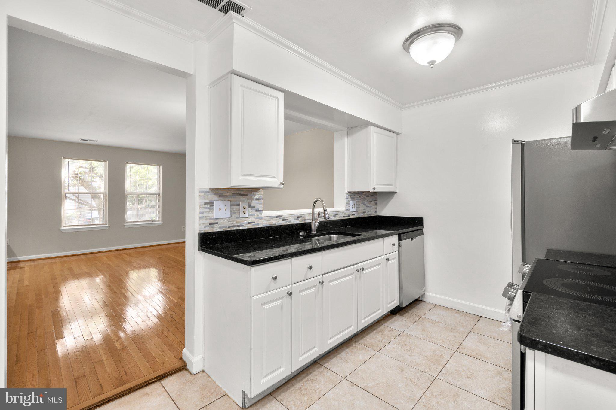 TOWNES OF GLOUCESTER - Residential