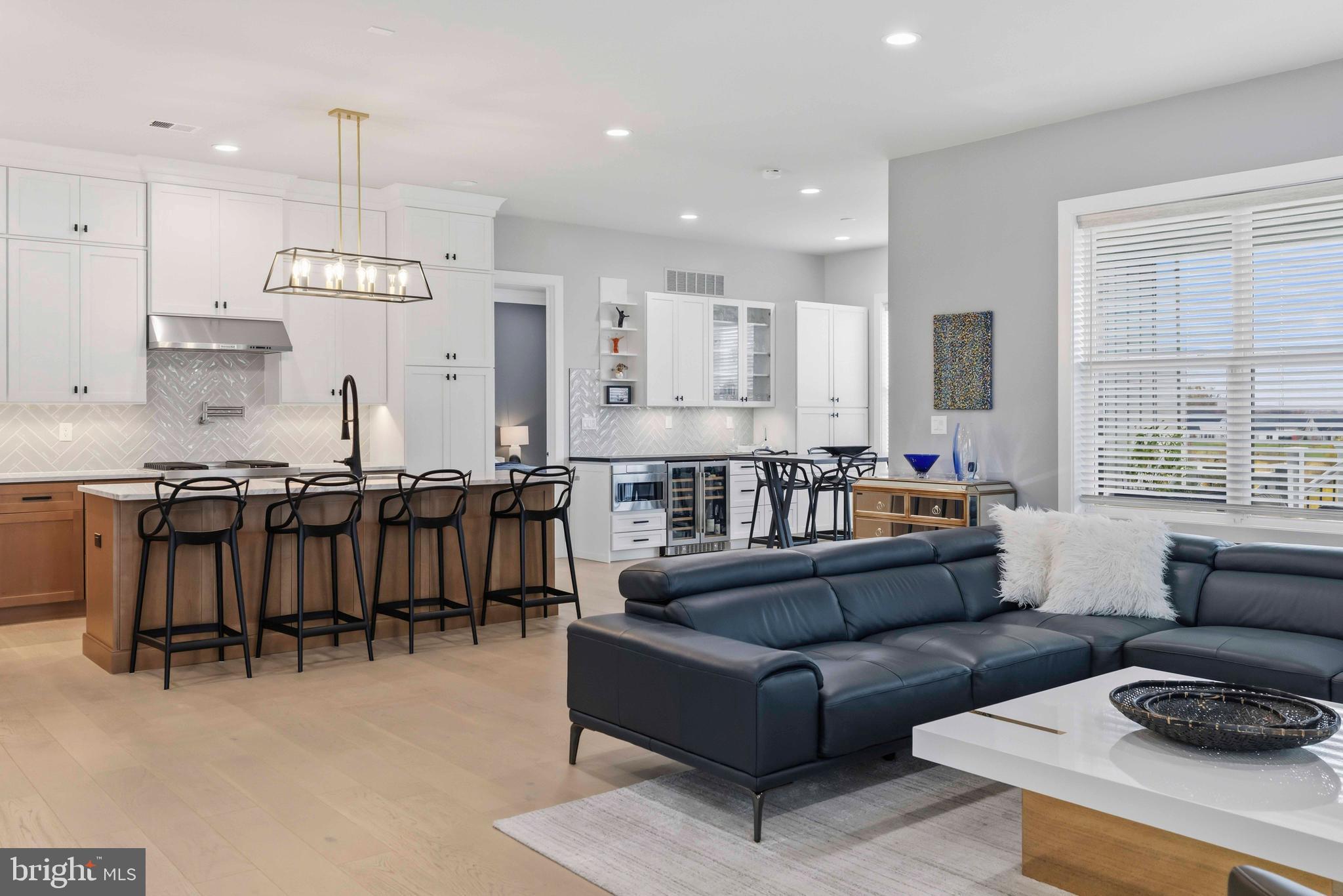 REGENCY AT WATERSIDE - Residential