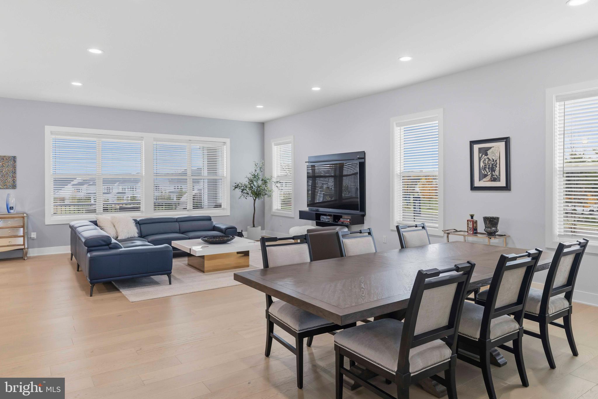 REGENCY AT WATERSIDE - Residential