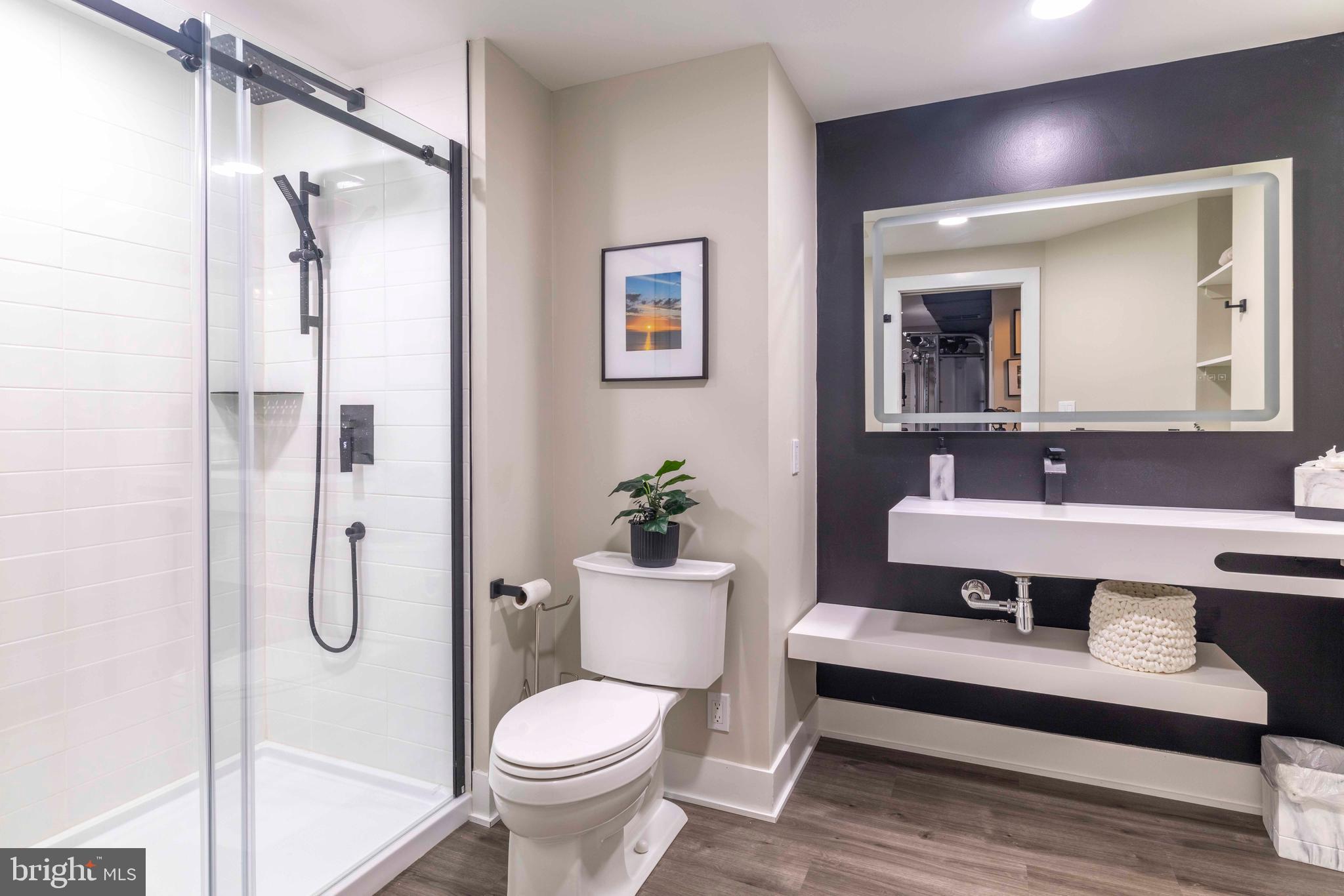 REGENCY AT WATERSIDE - Residential