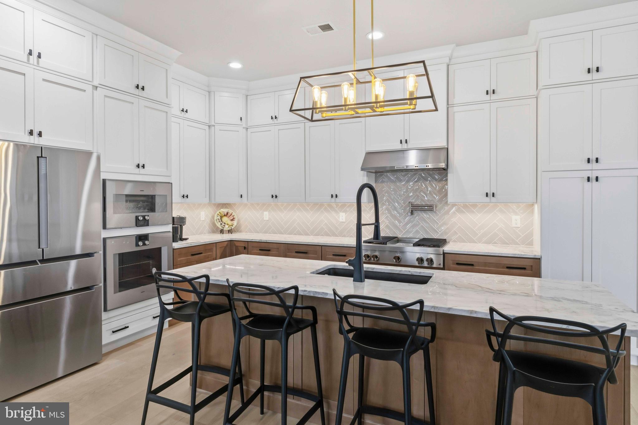 REGENCY AT WATERSIDE - Residential