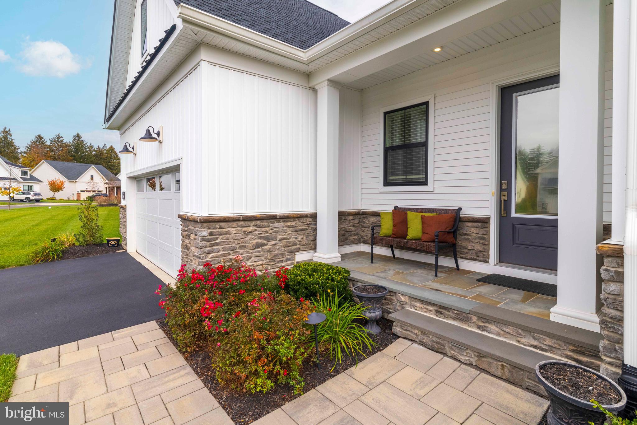 REGENCY AT WATERSIDE - Residential