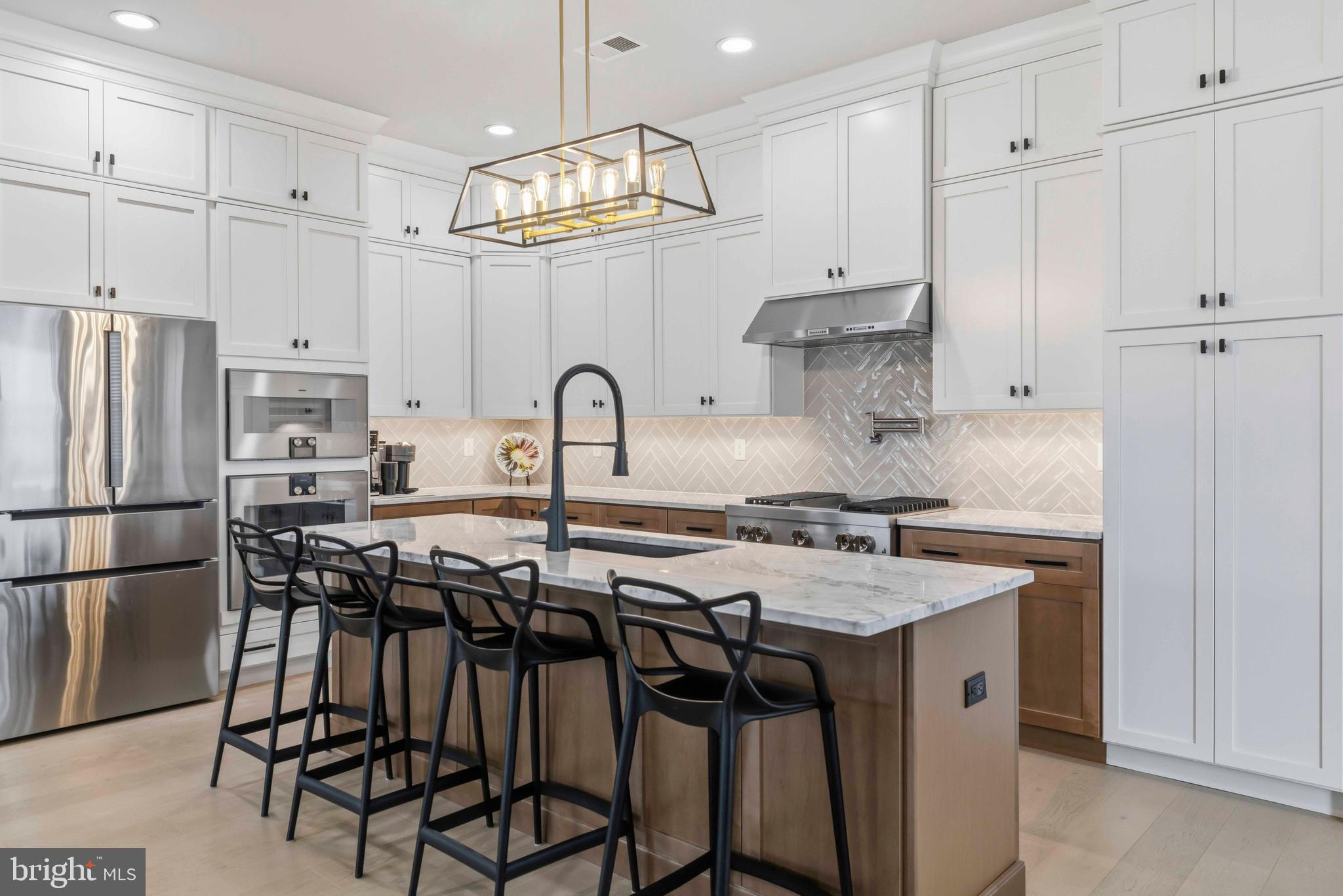 REGENCY AT WATERSIDE - Residential