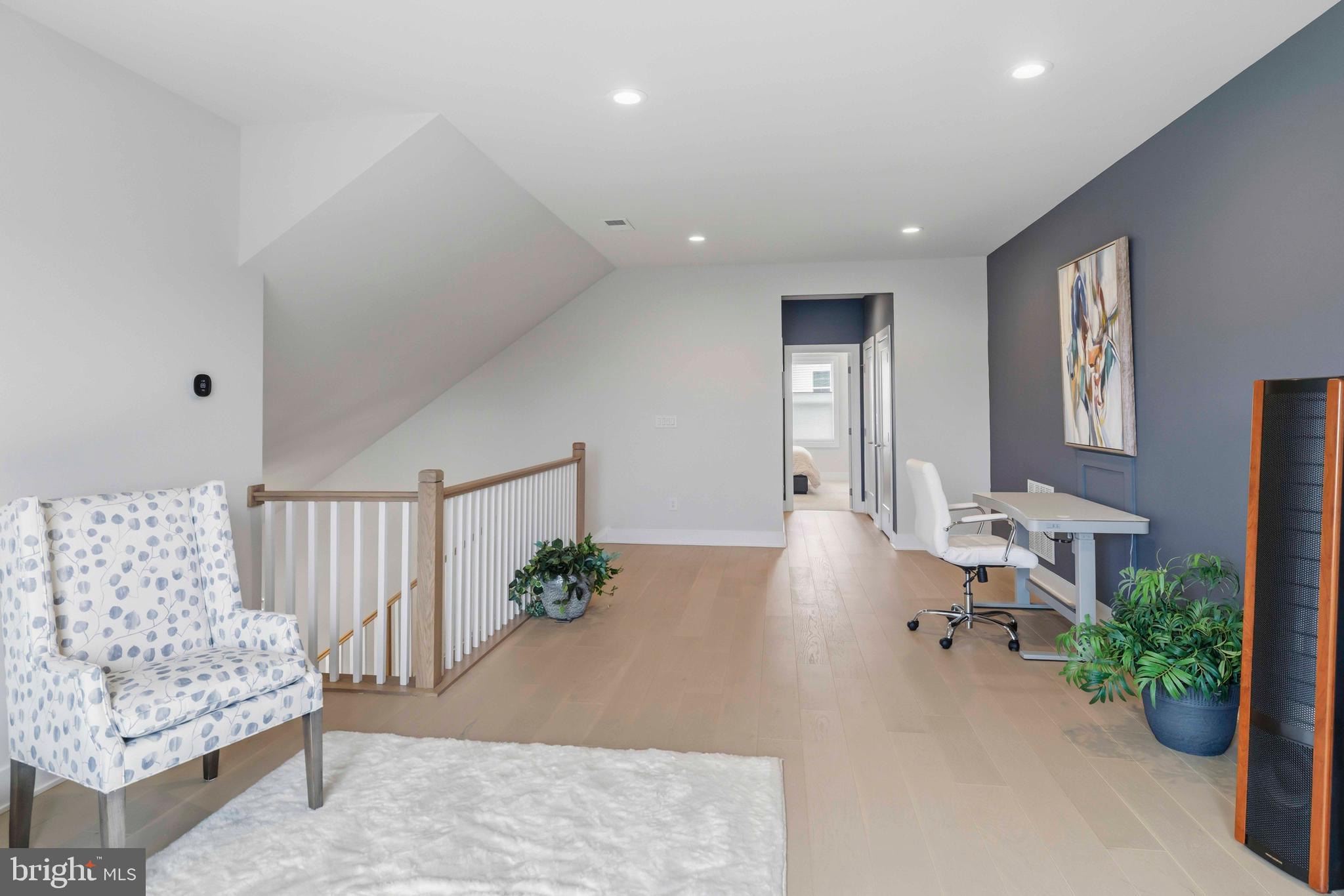 REGENCY AT WATERSIDE - Residential