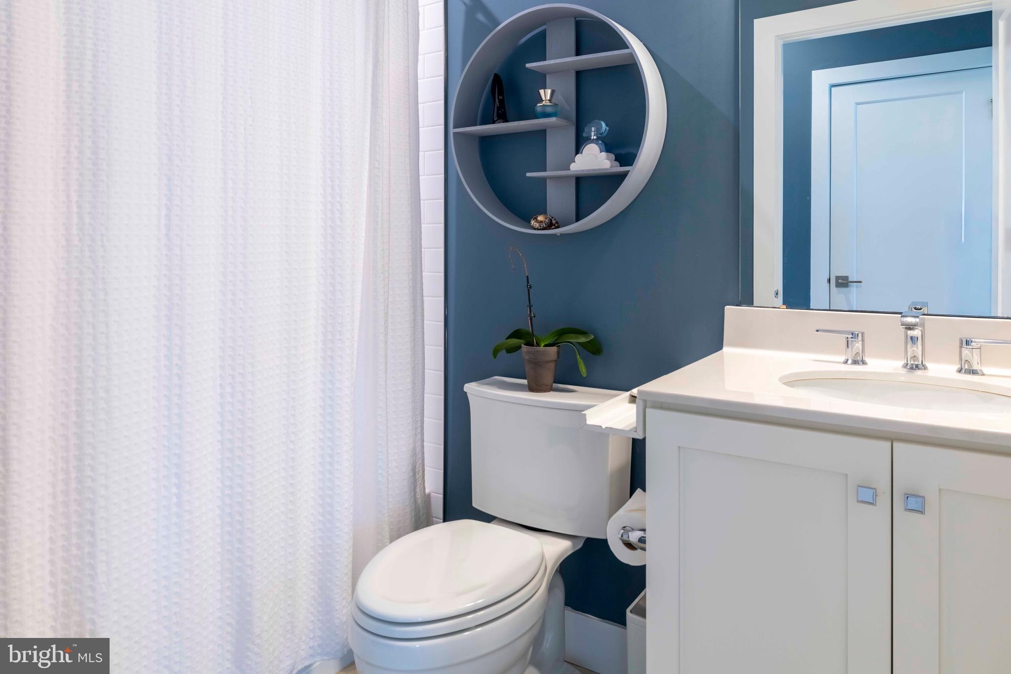 REGENCY AT WATERSIDE - Residential