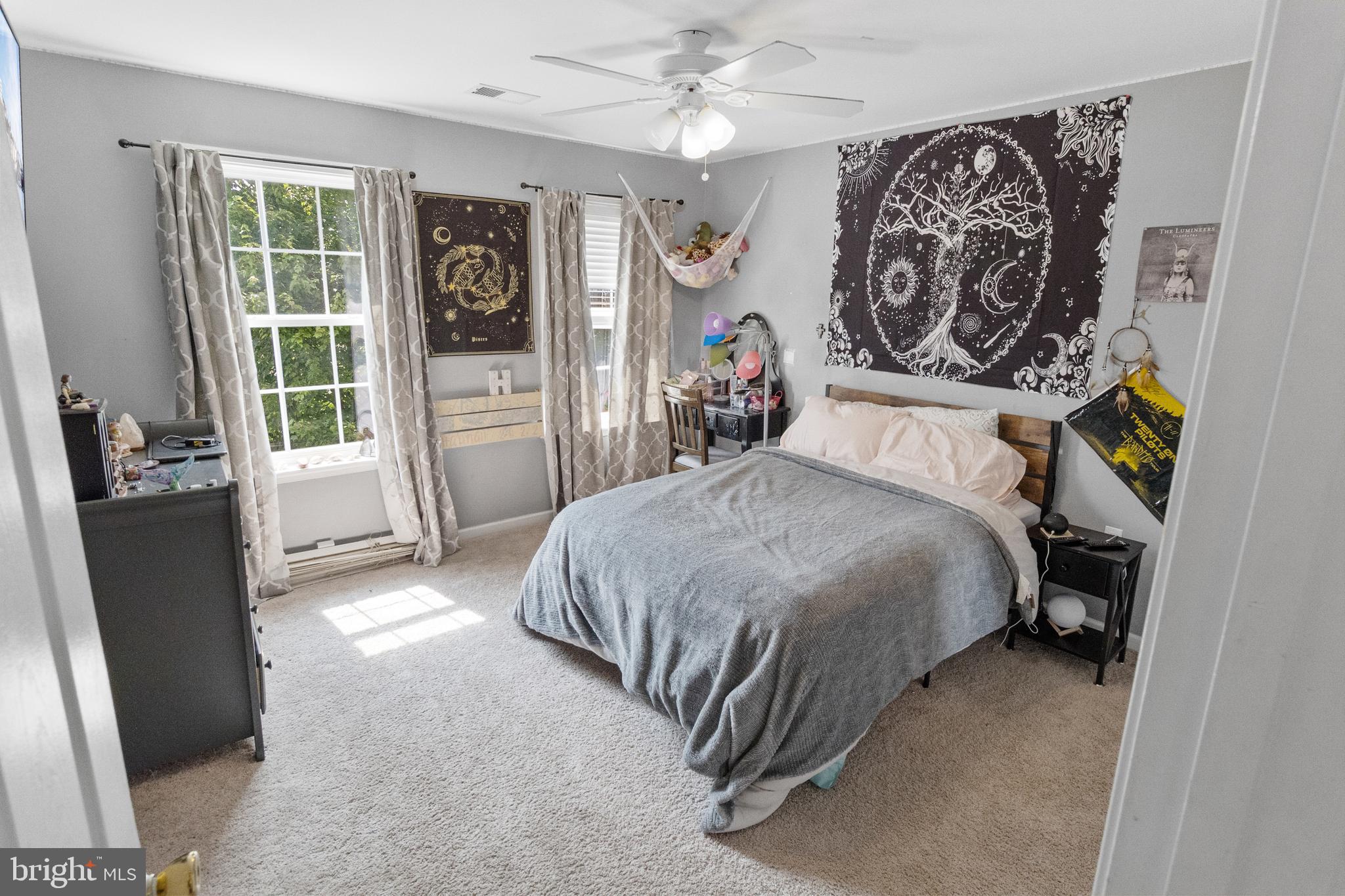 WILLOW SPRINGS ACRES - Residential