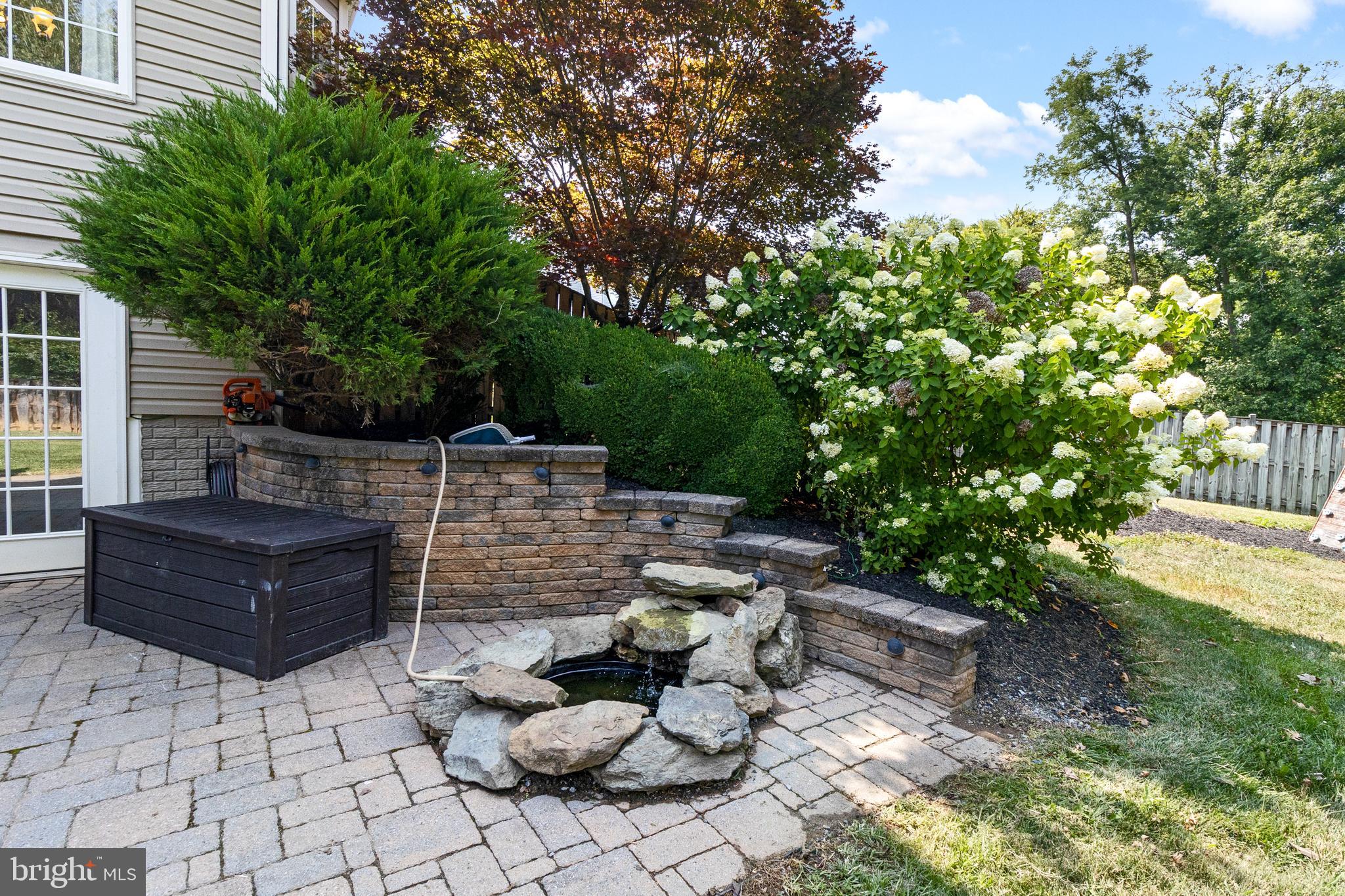 WILLOW SPRINGS ACRES - Residential