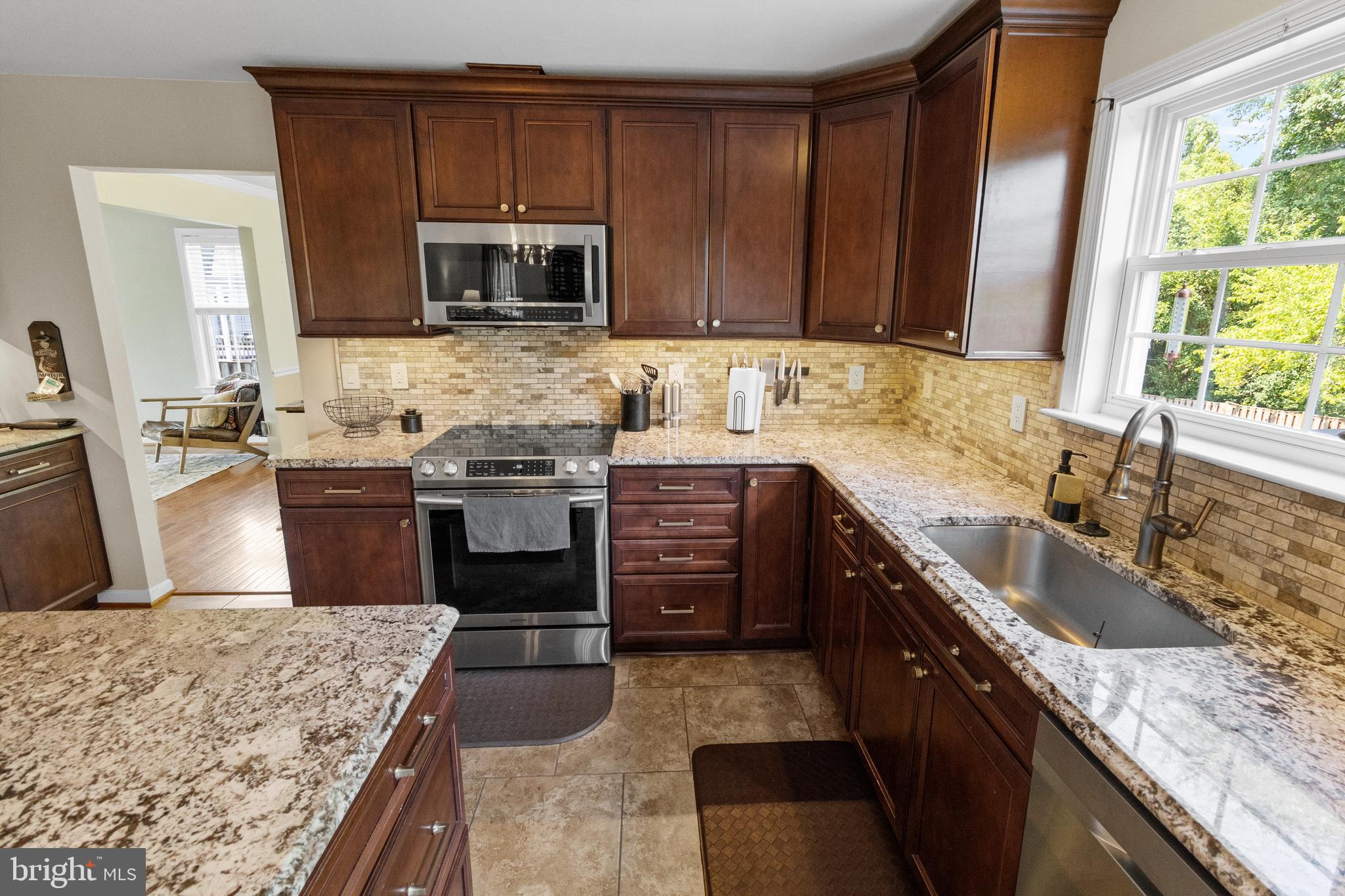 WILLOW SPRINGS ACRES - Residential