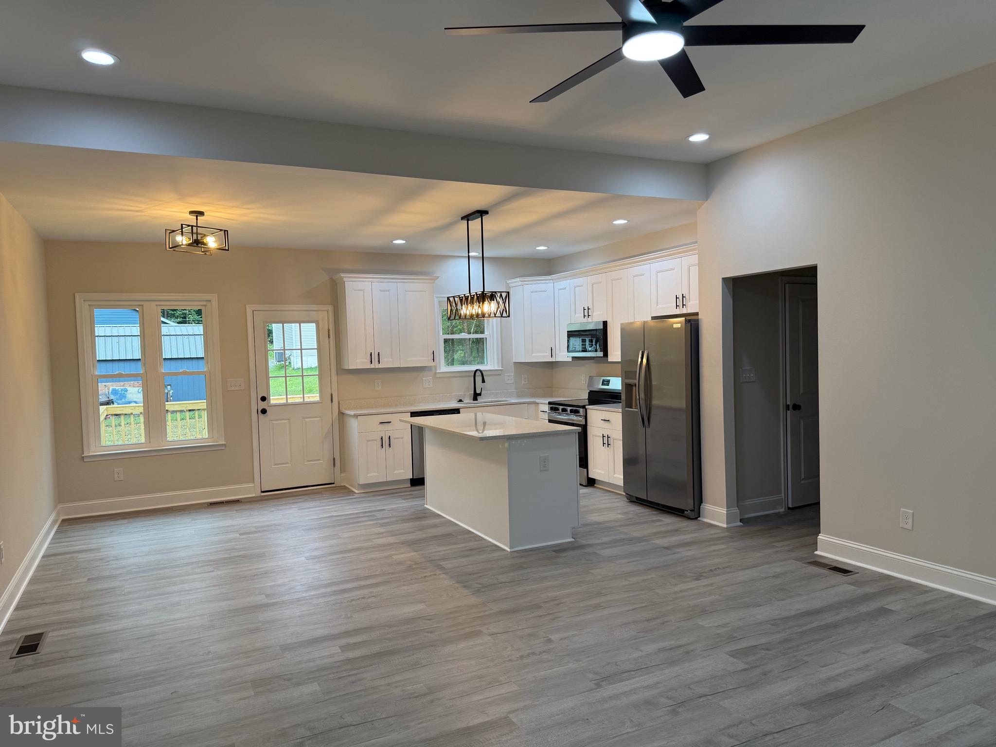 PLACID BAY ESTATES - Residential