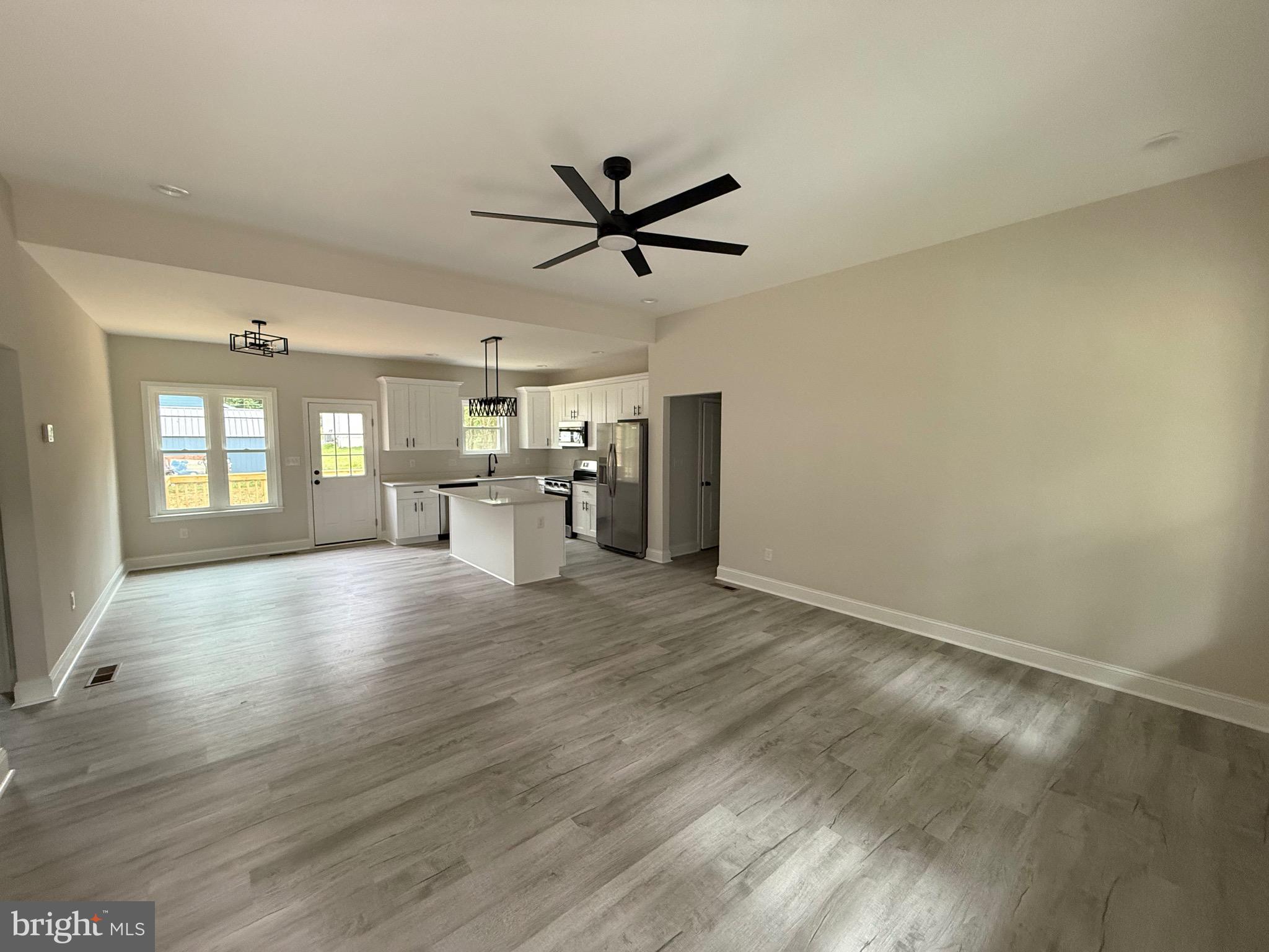 PLACID BAY ESTATES - Residential