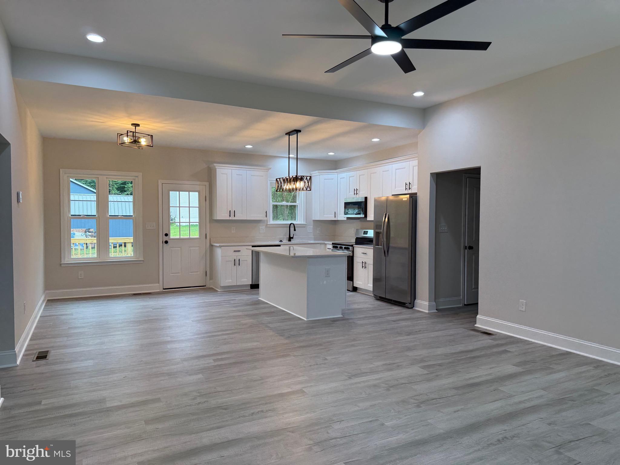 PLACID BAY ESTATES - Residential