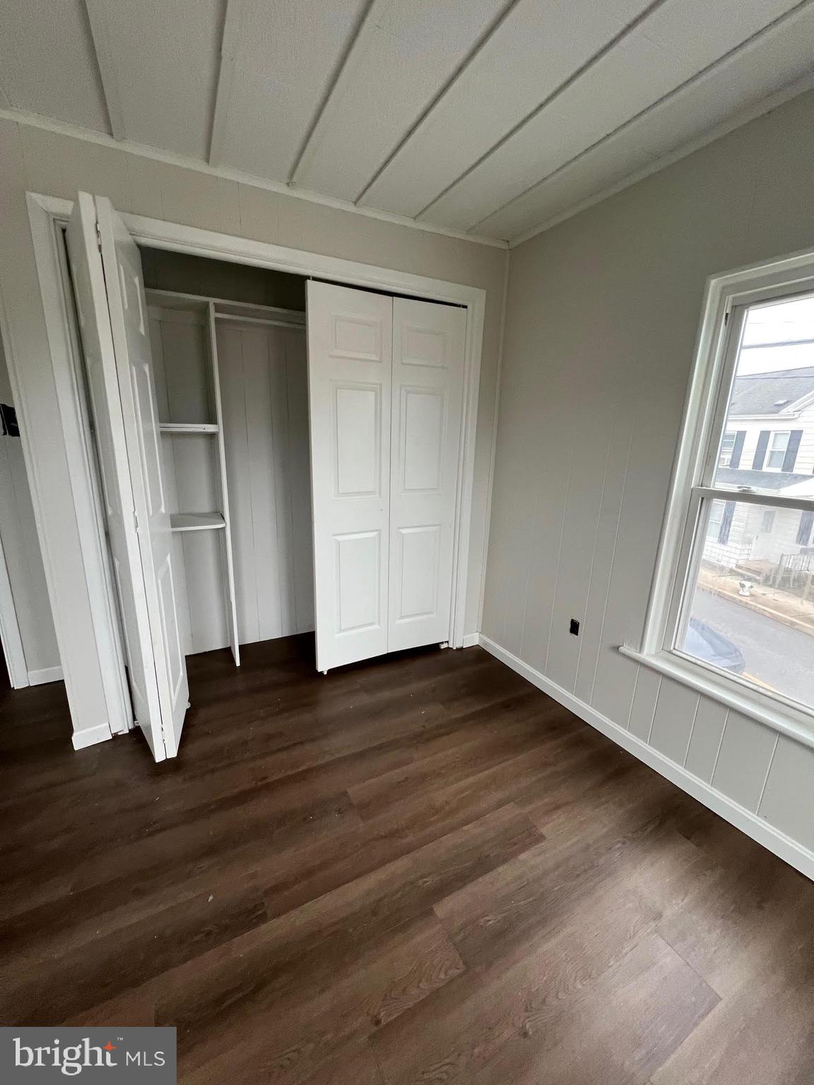 401 MAIN STREET B