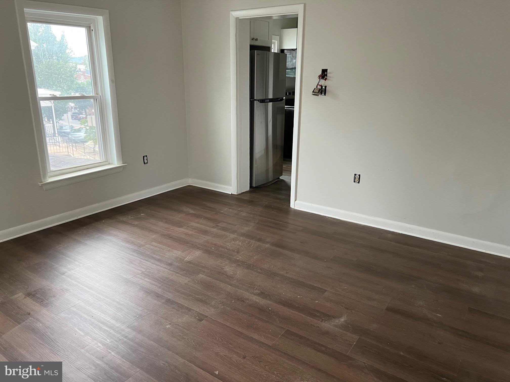 401 MAIN STREET B