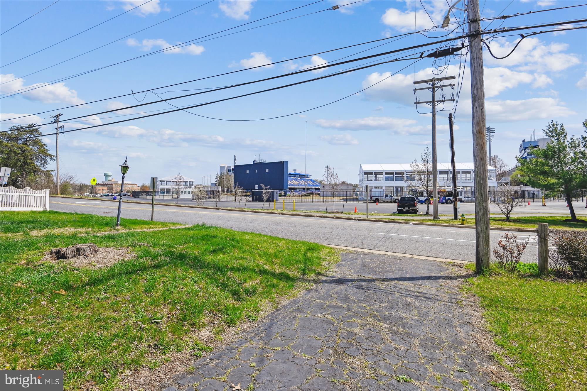 ADMIRAL HEIGHTS - Residential