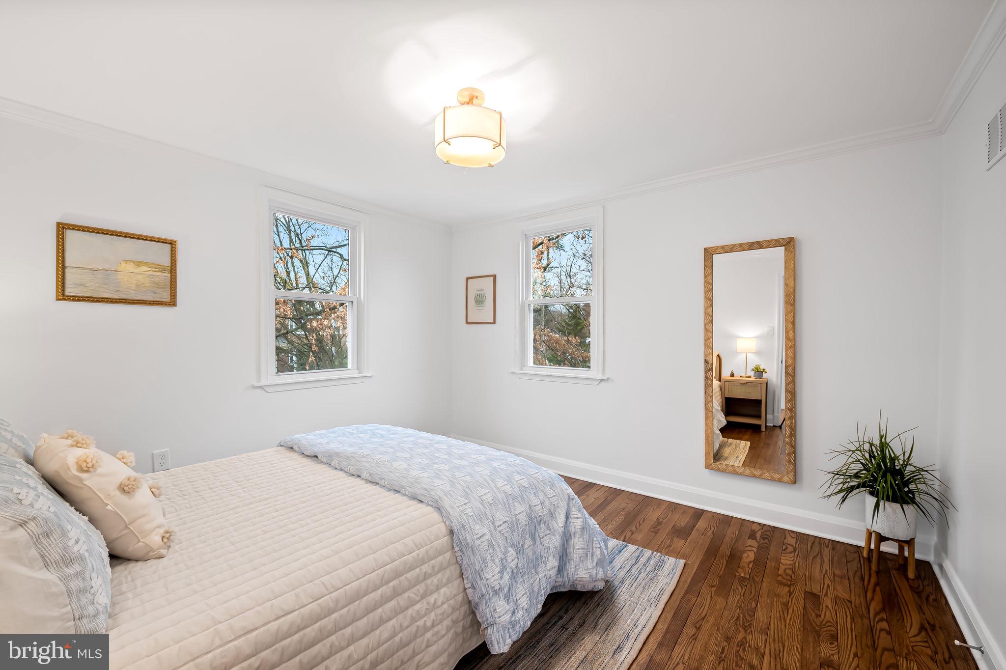 CHINQUAPIN PARK - Residential