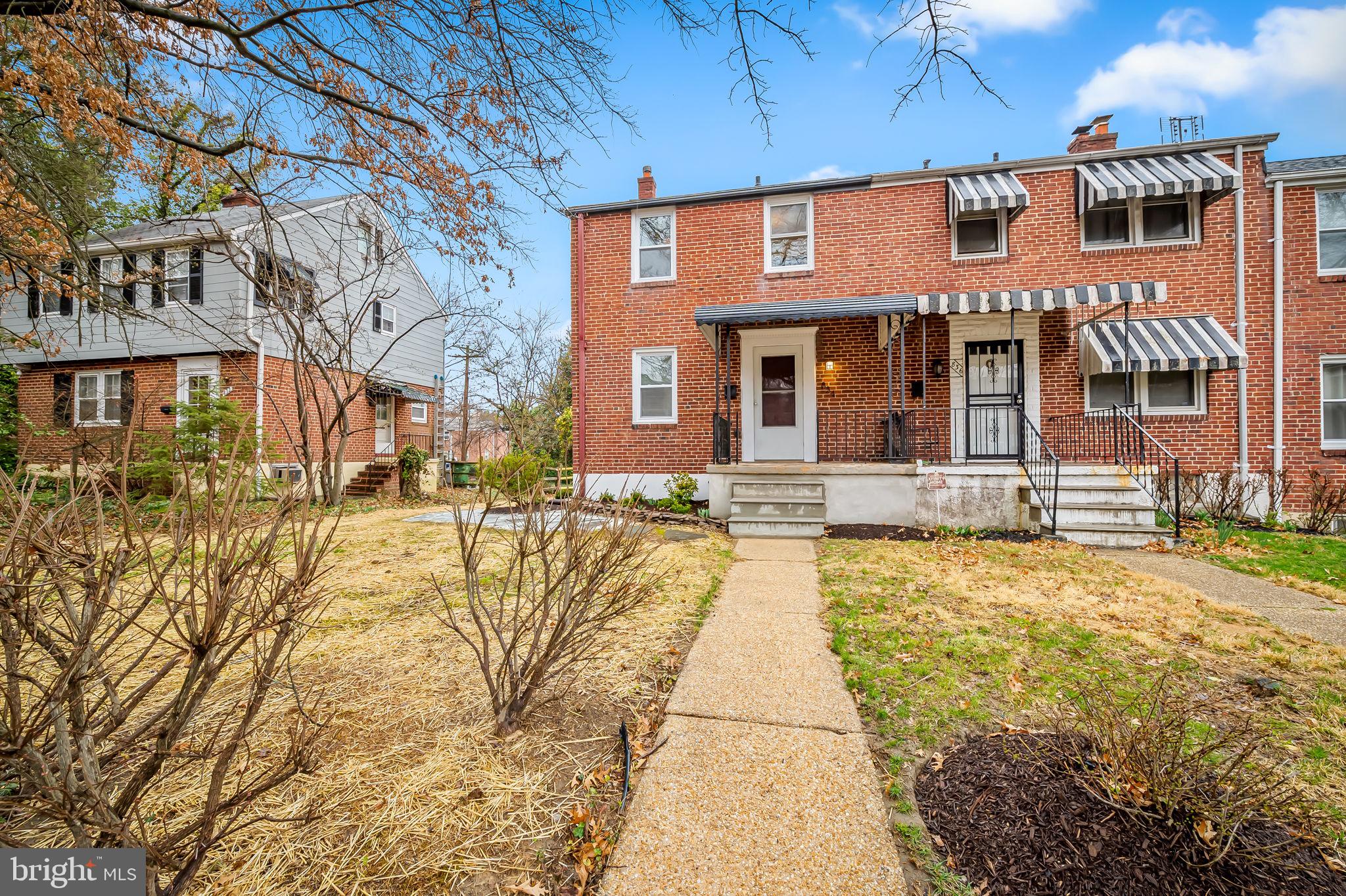 CHINQUAPIN PARK - Residential