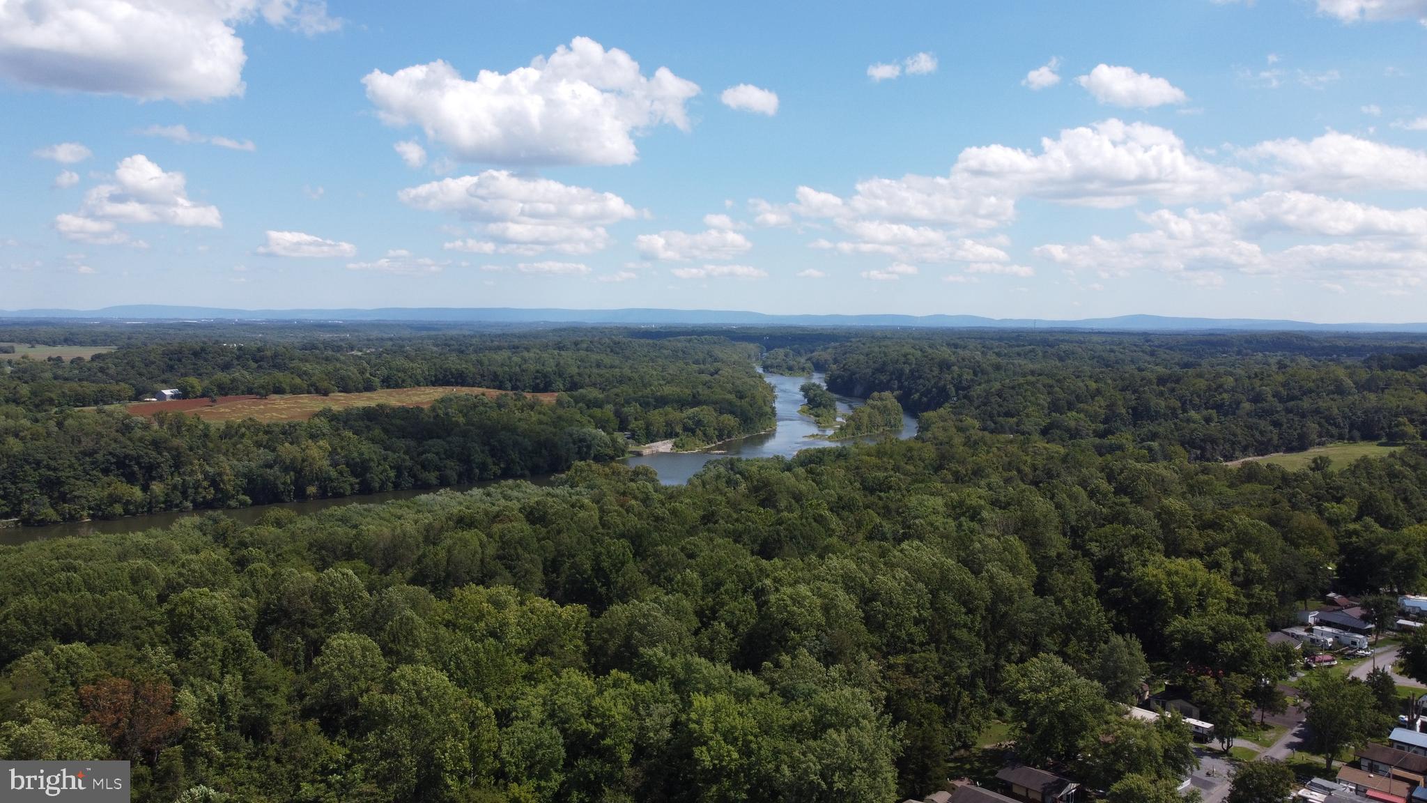 RIVER BEND - Residential