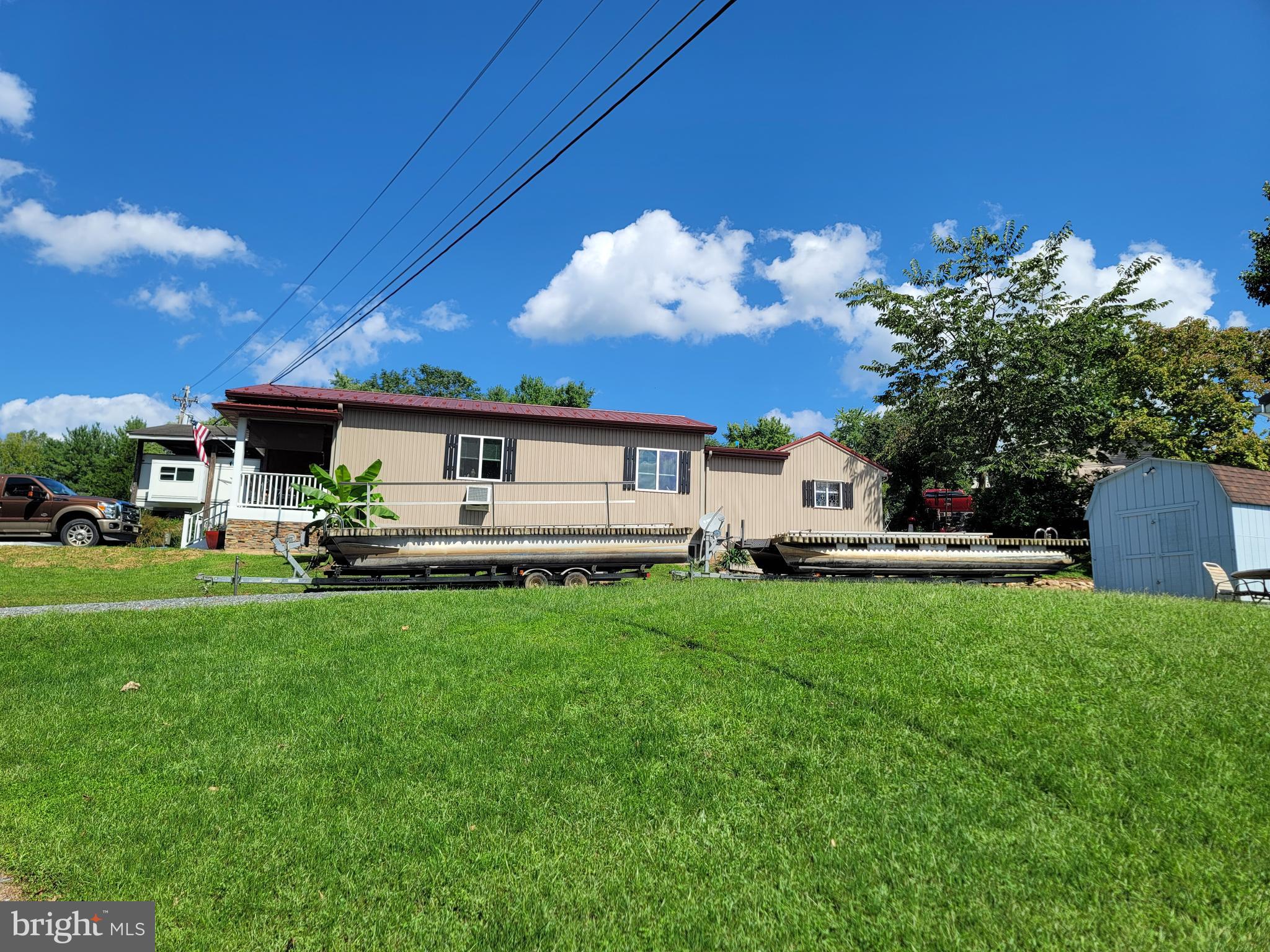 RIVER BEND - Residential