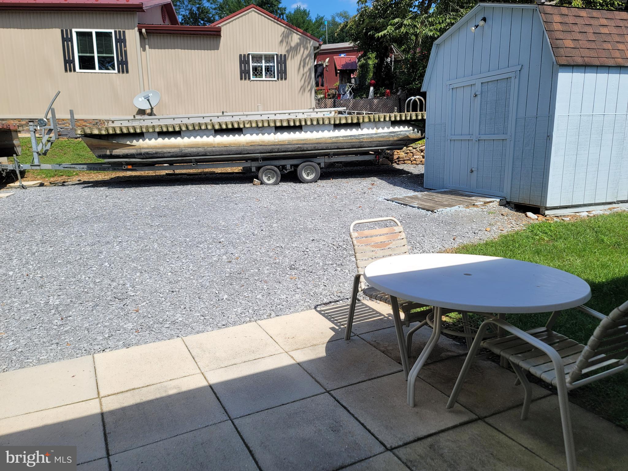 RIVER BEND - Residential