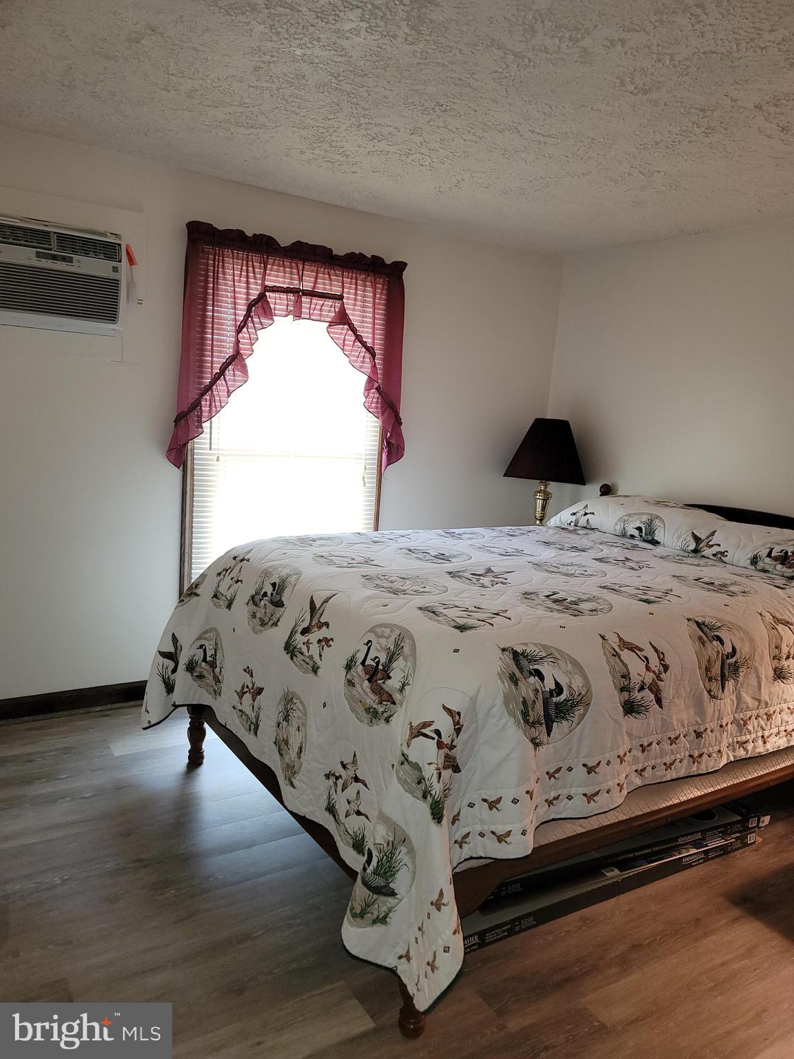 RIVER BEND - Residential